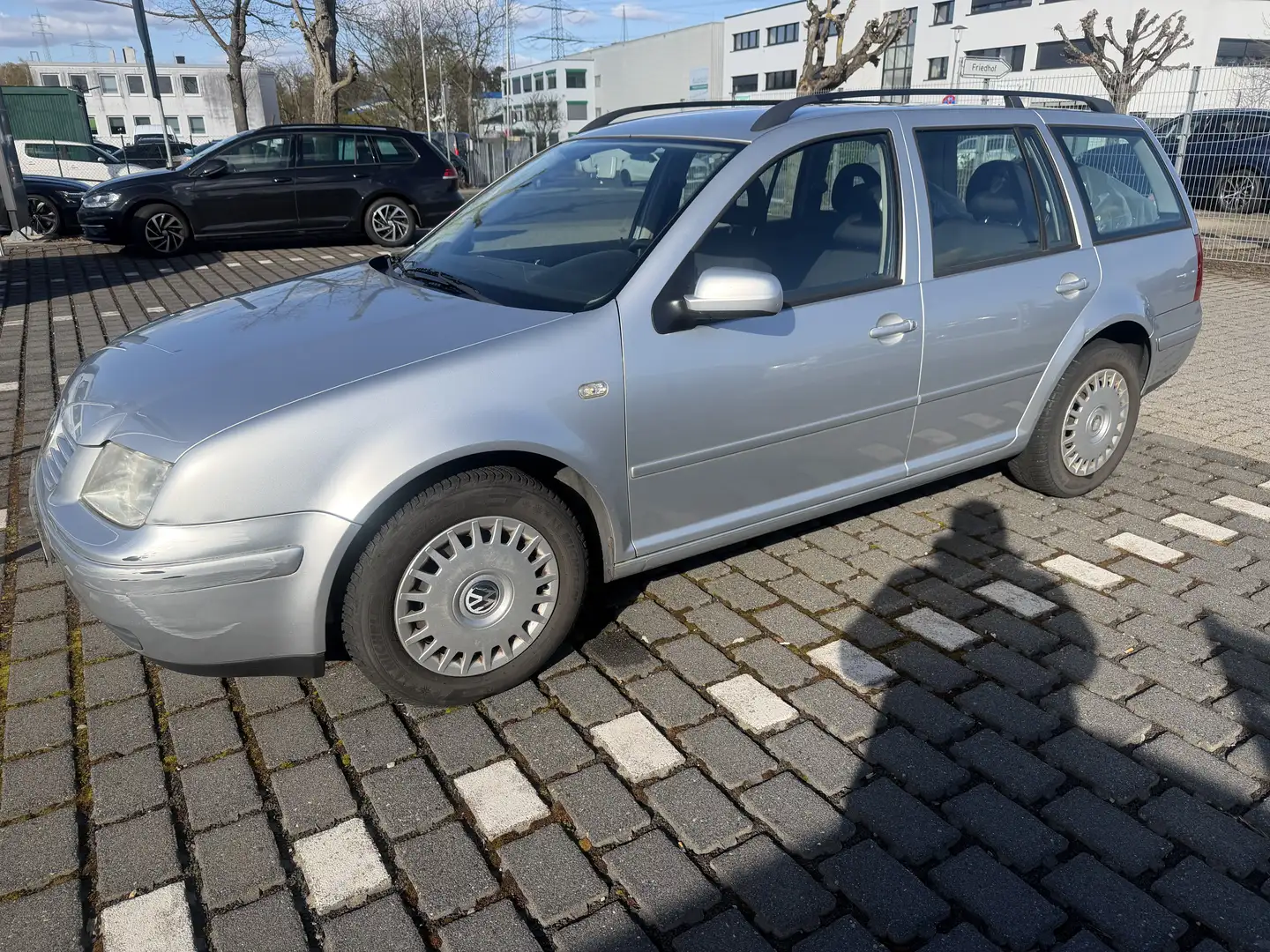 Volkswagen Bora BORA 1.6 Euro.4 ,Klima .Tüv.05.2027 Plateado - 1