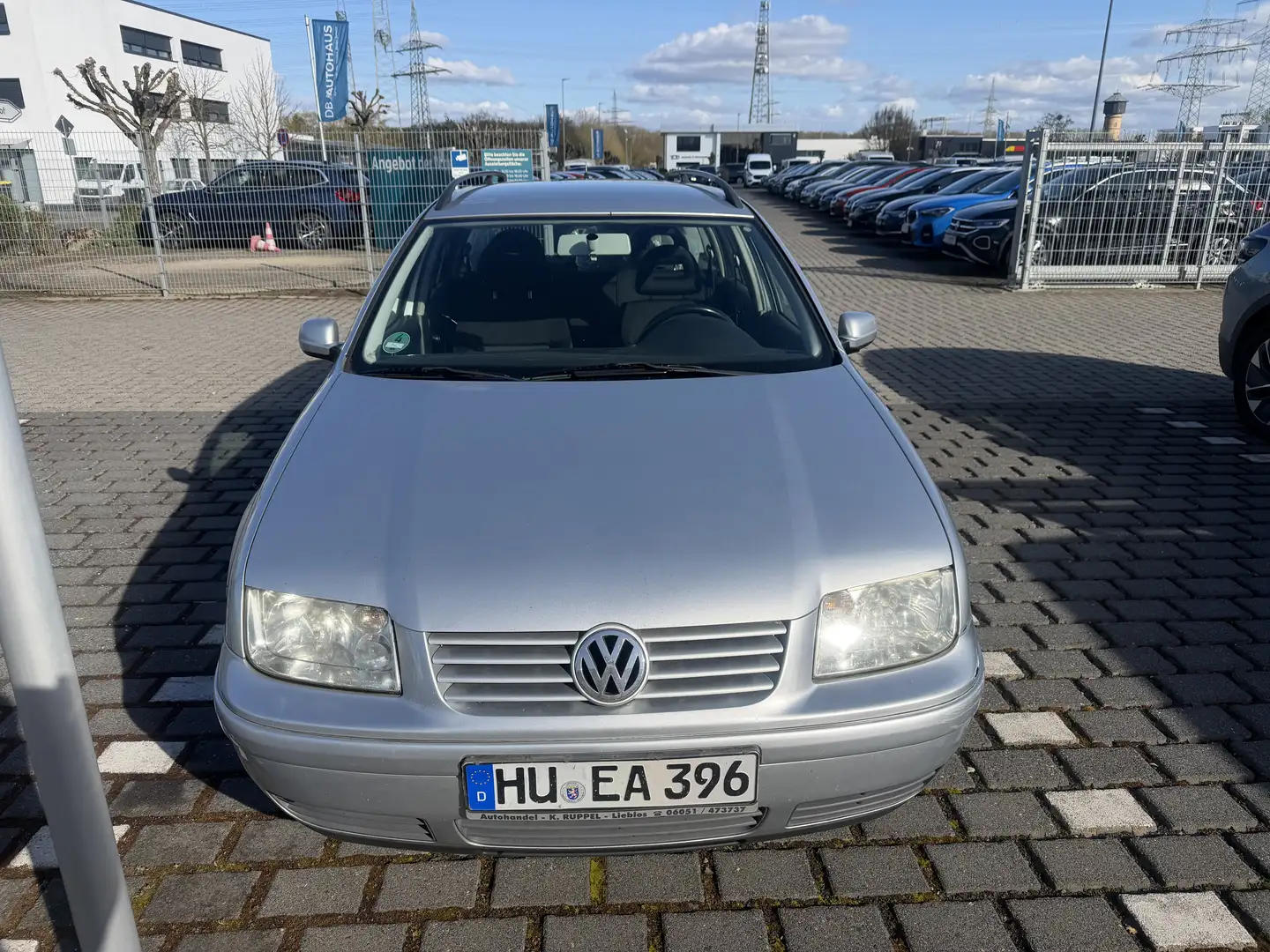 Volkswagen Bora BORA 1.6 Euro.4 ,Klima .Tüv.05.2027 Plateado - 2