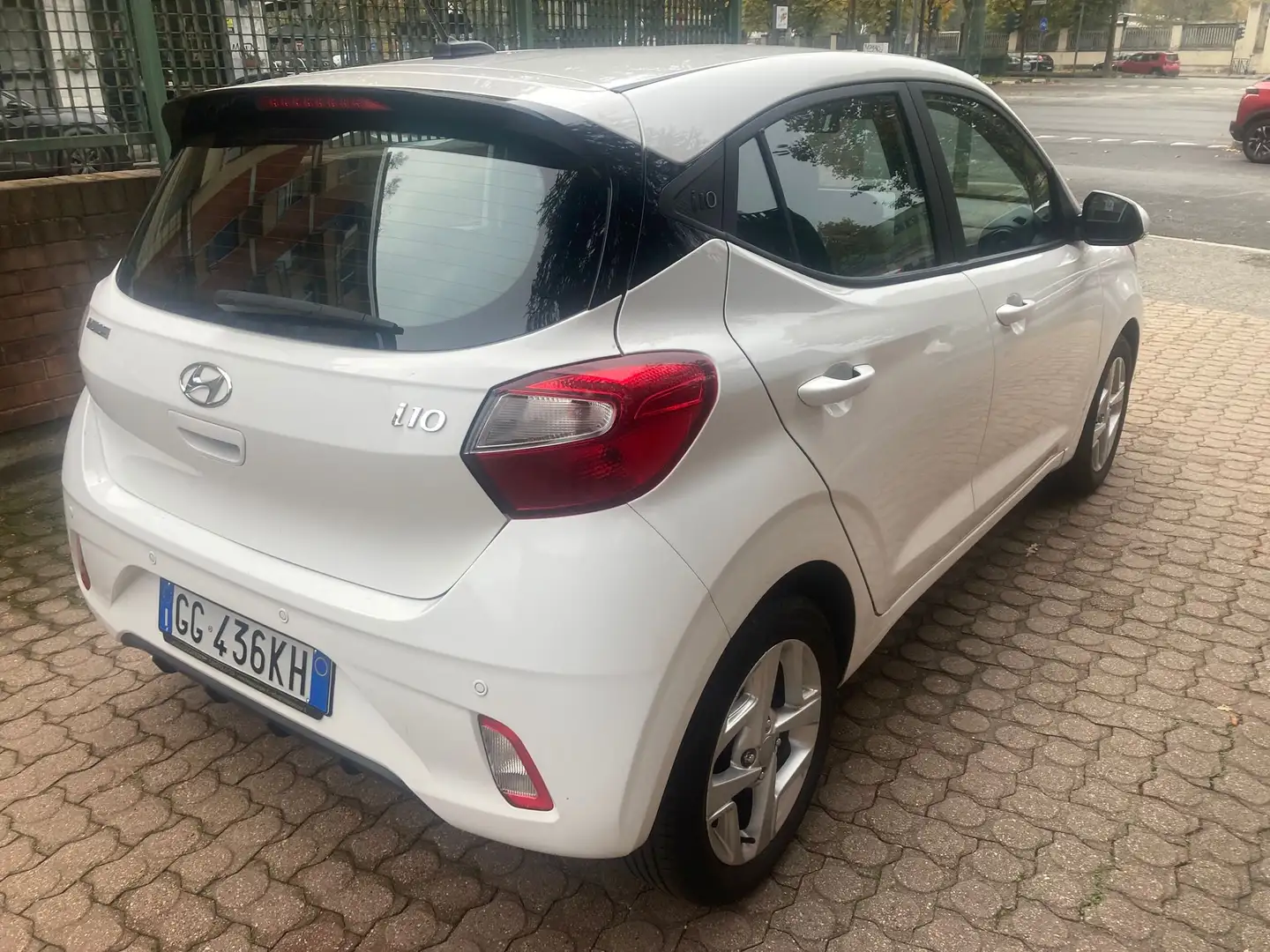 Hyundai i10 i10 III 20201.0 mpi Tech Connect Pack Bianco - 2