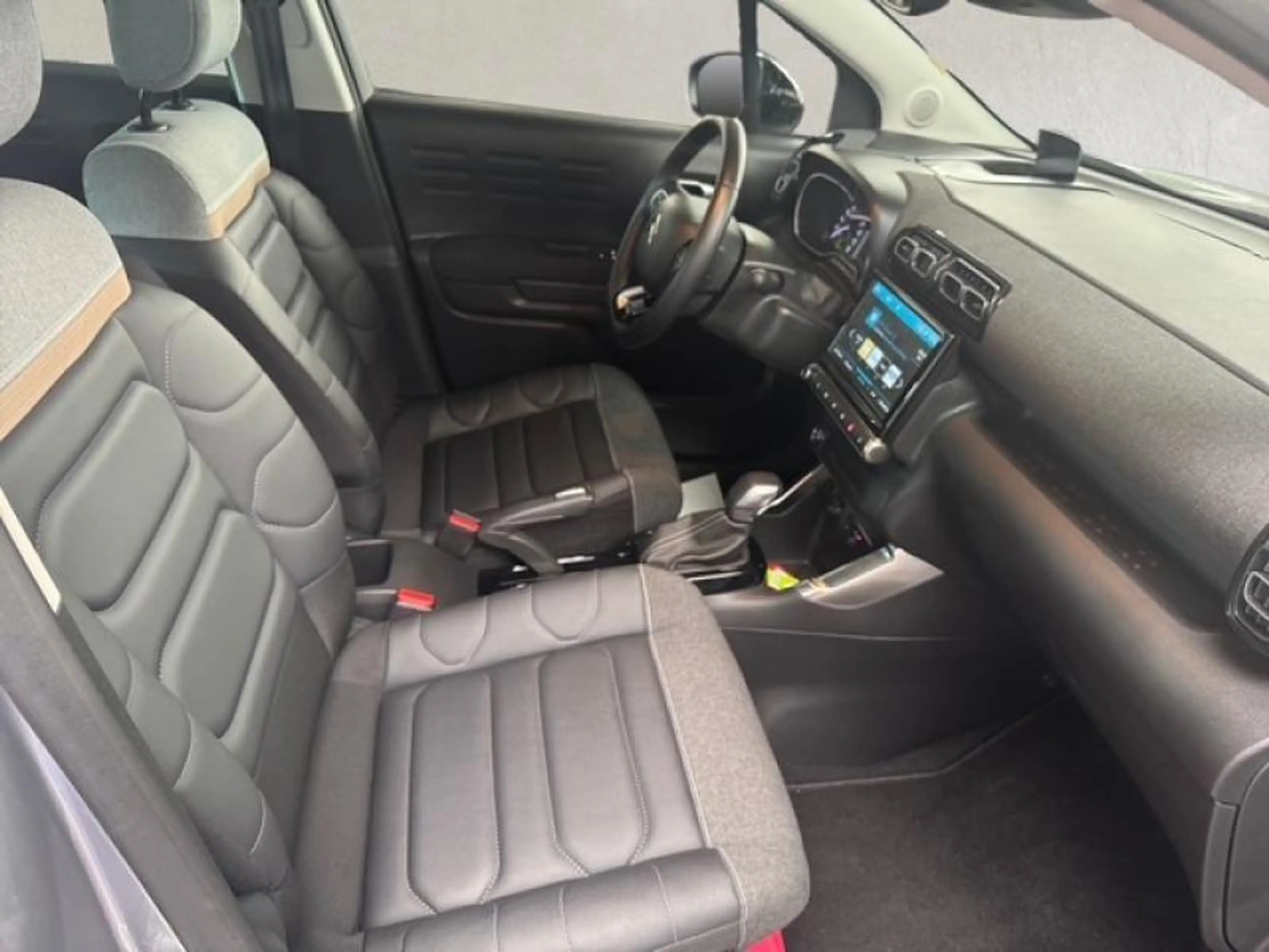 Citroen C3 Aircross Shine — photo 15