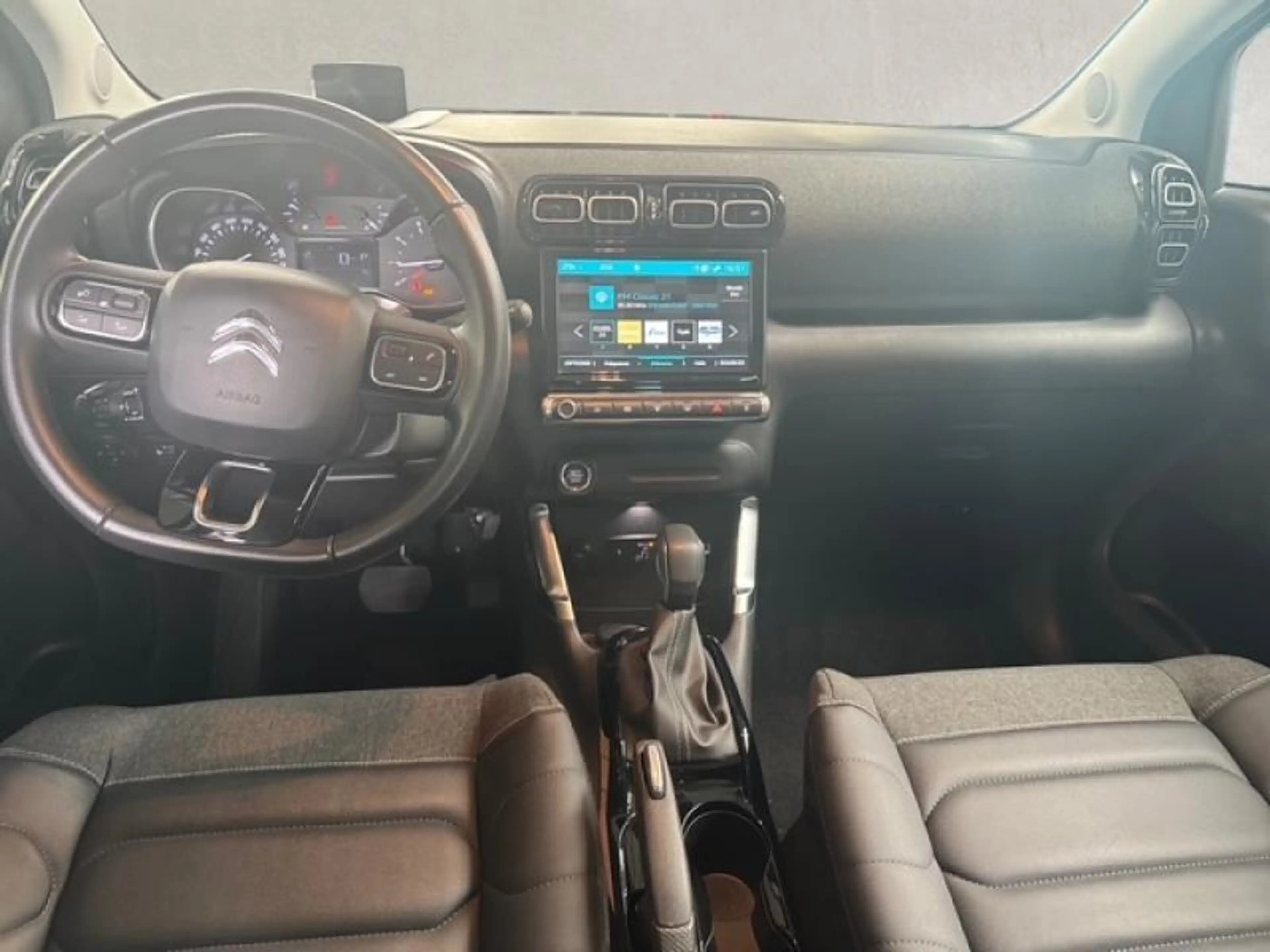 Citroen C3 Aircross Shine — photo 10