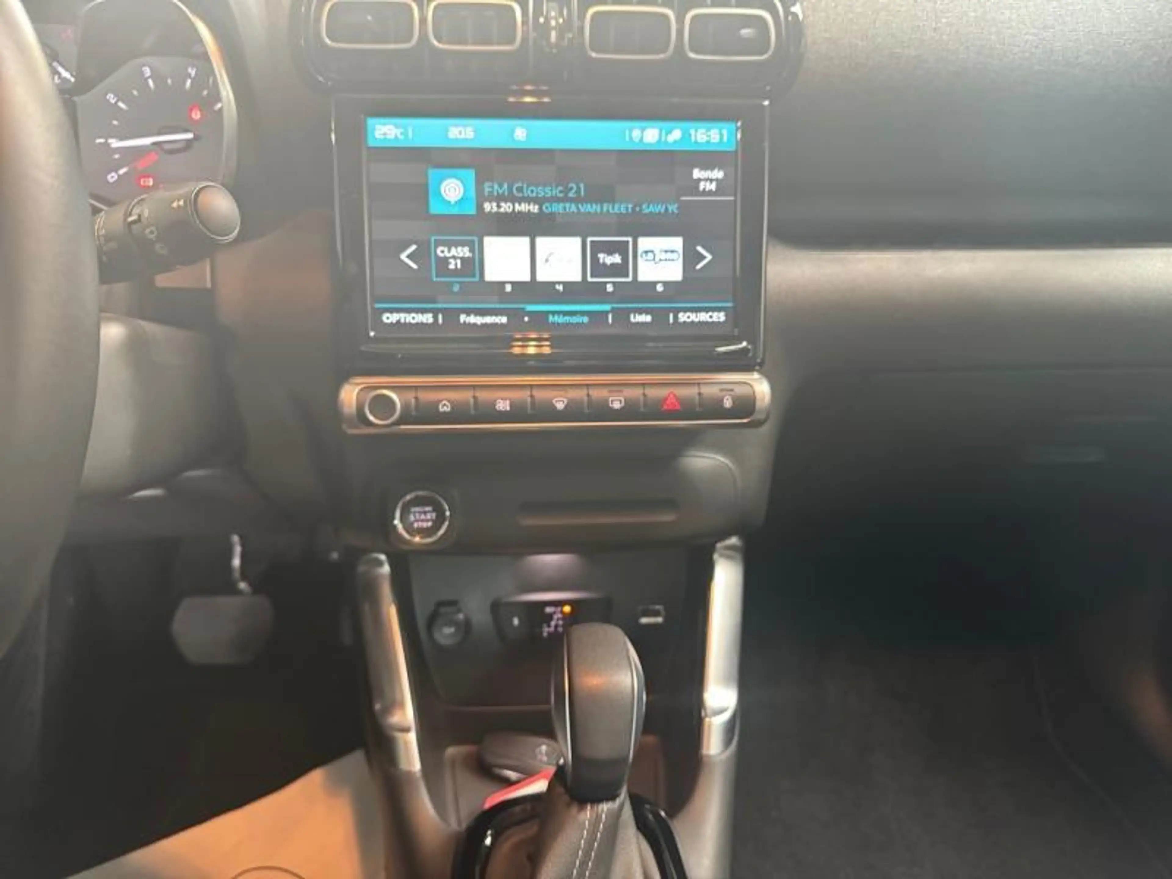 Citroen C3 Aircross Shine — photo 11