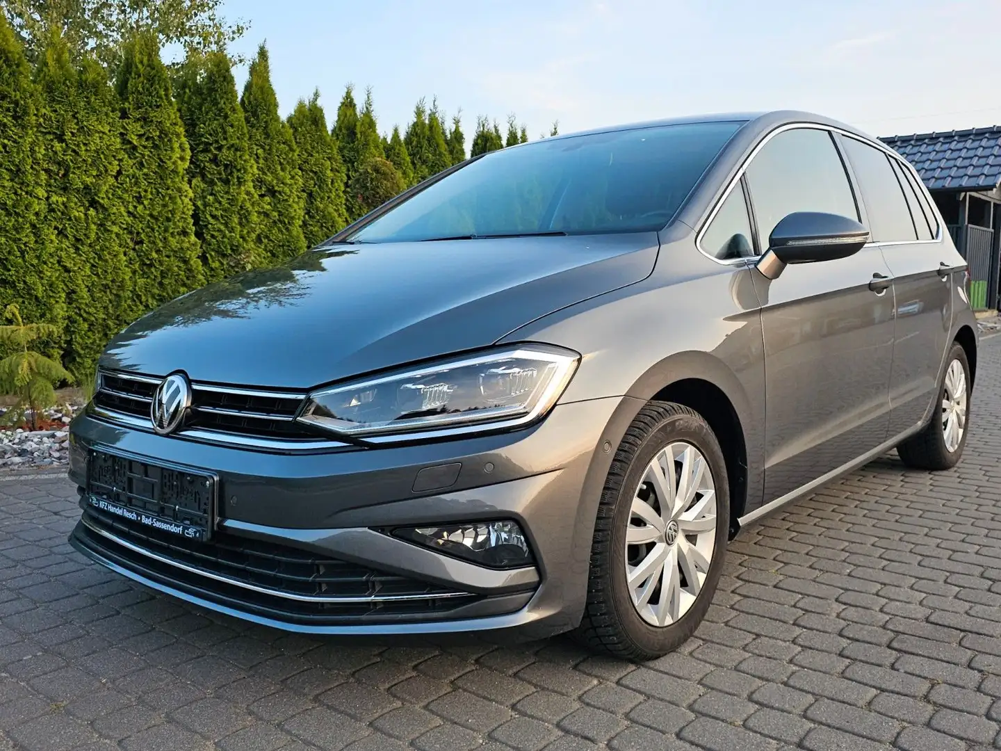 Volkswagen Golf Sportsvan VII Highline Grau - 2