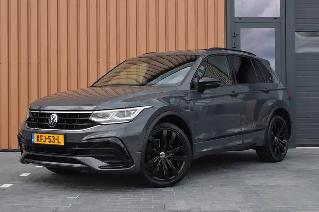 Volkswagen Tiguan 1.4 TSI eHybrid R-Line Black Style | Leer | Camera