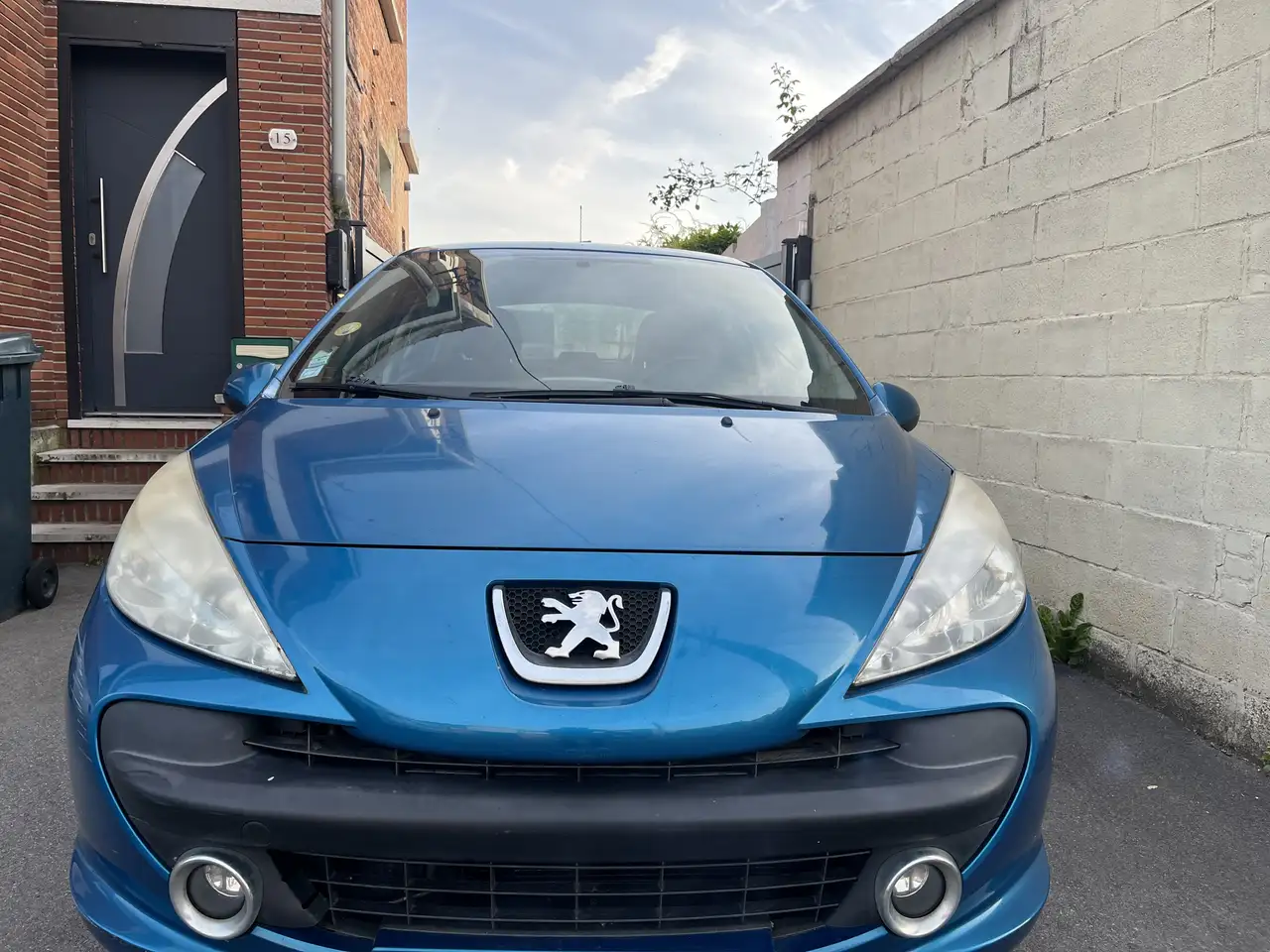 Peugeot 208 / Annee 2008 / 90 ch /