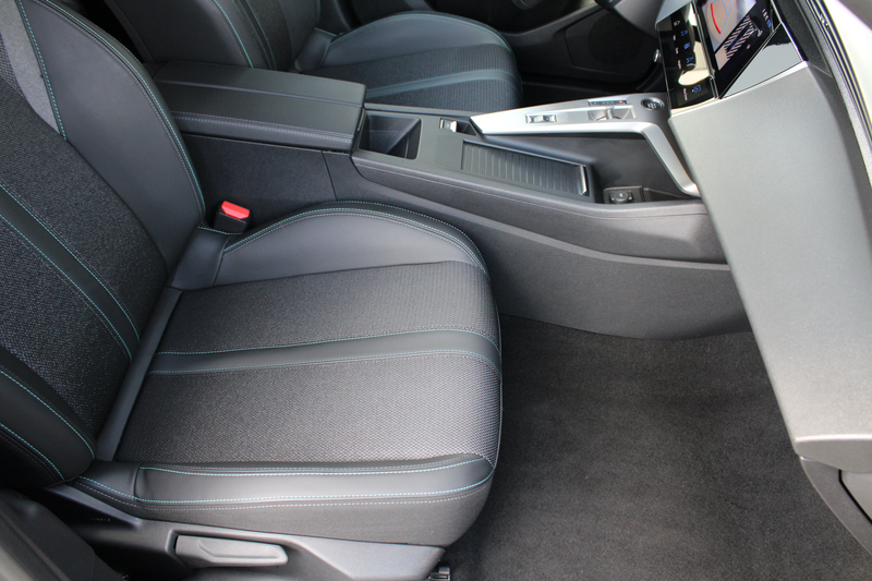 Peugeot 408 1.2 Hybrid 145 e-DCS6 Allure | Automaat | Navigati — photo 5