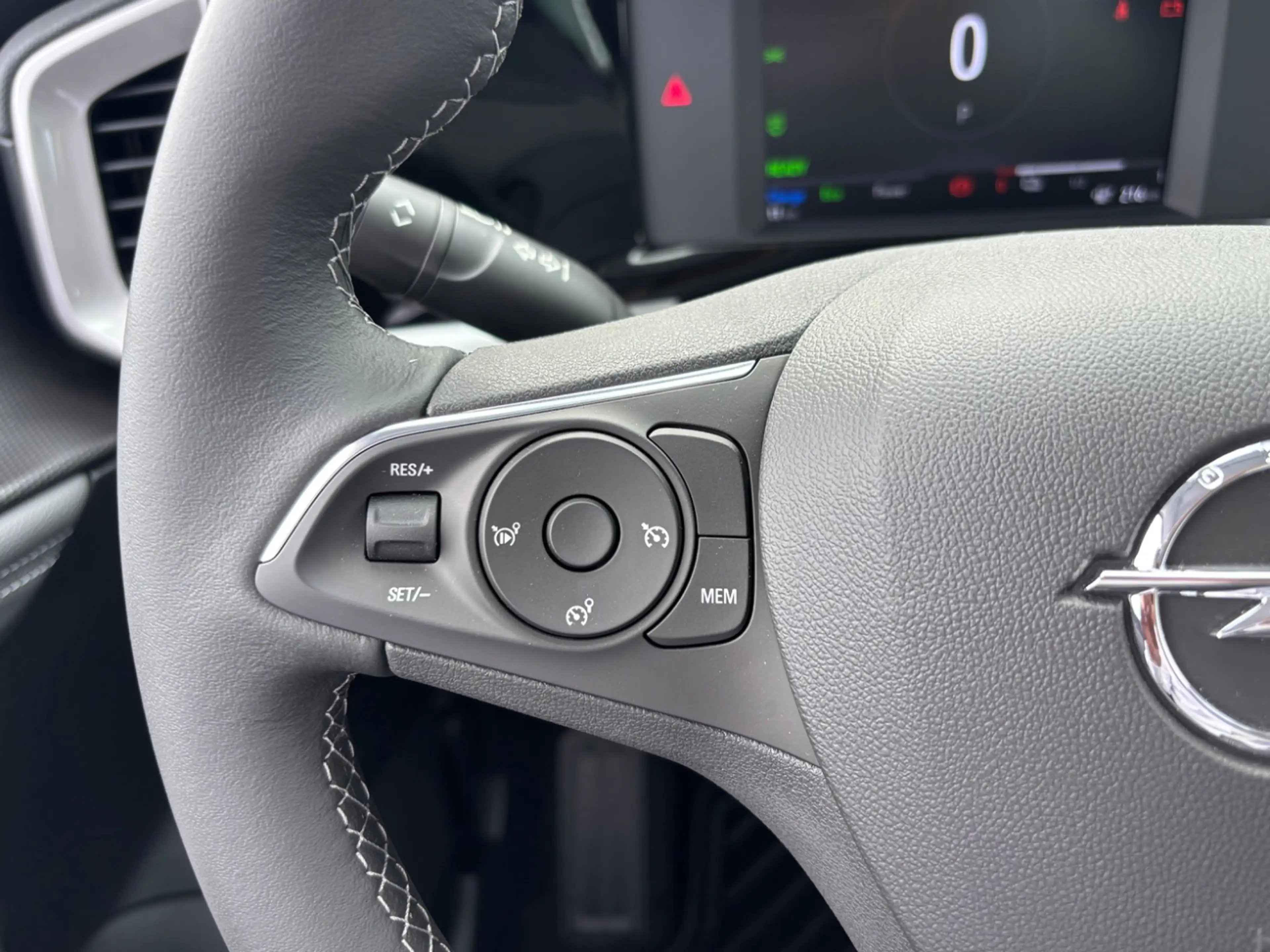 Opel Mokka-E Elegance 50kWh*AppleCarPlay*Android* — photo 14