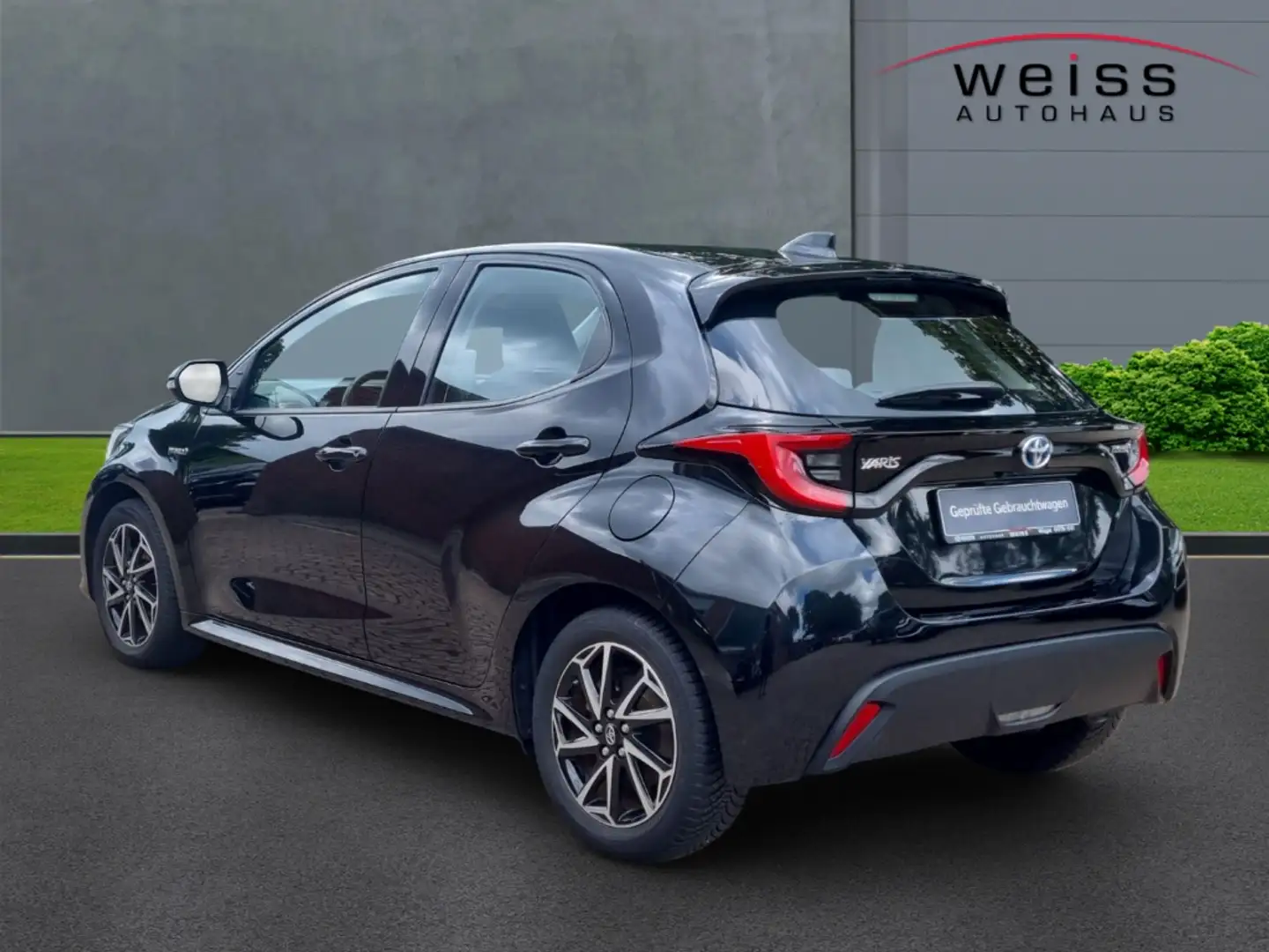 Toyota Yaris Hybrid Club 1.5 LED ACC Apple CarPlay Android Auto Schwarz - 2