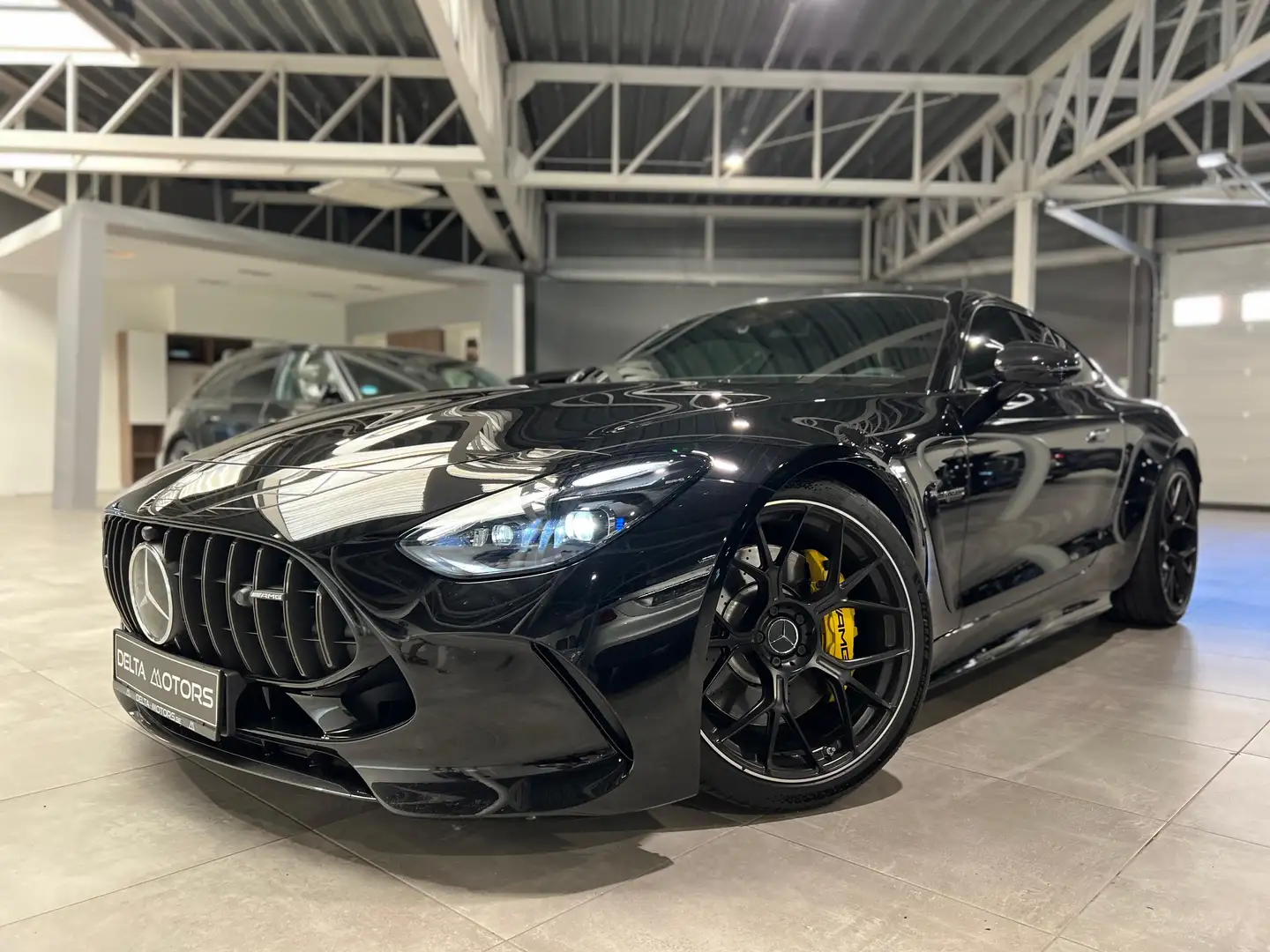 Mercedes-Benz AMG GT 63 4MATIC+  Carbon|Pano|F1 - 2