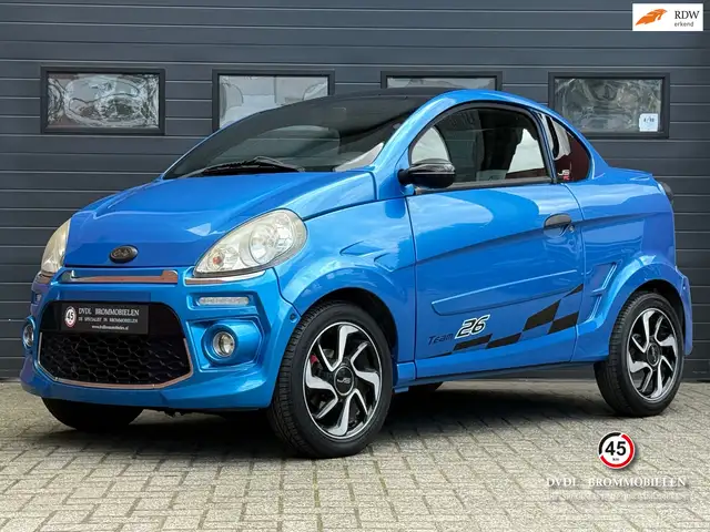 Ligier JSRC Coupé Sport DCI Brommobiel 2013 16dkm 1eig ZG