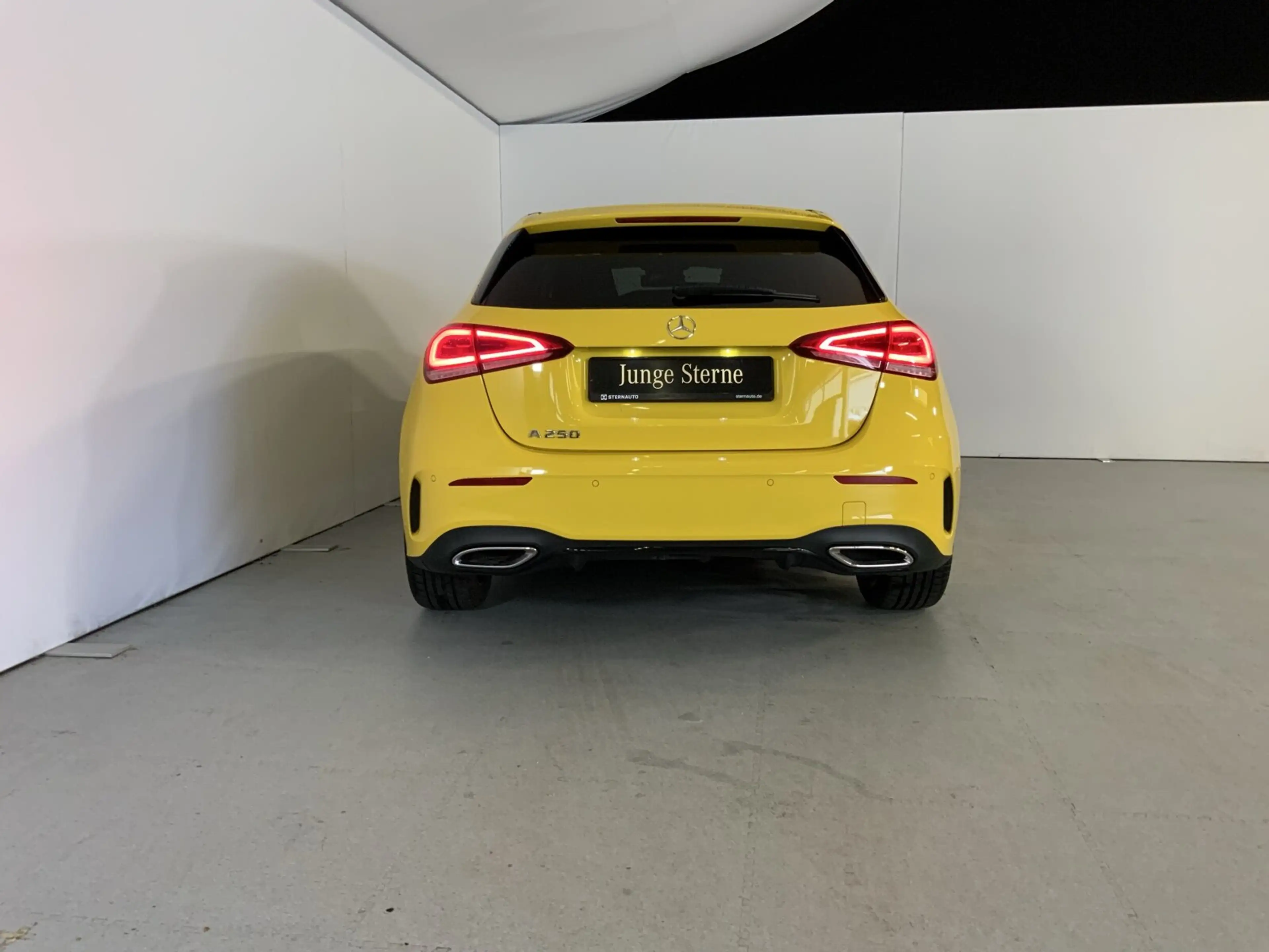 Mercedes-Benz A 250 A 250 AMG Multibeam Night Spur 19 Zoll MBUX Navi — photo 6