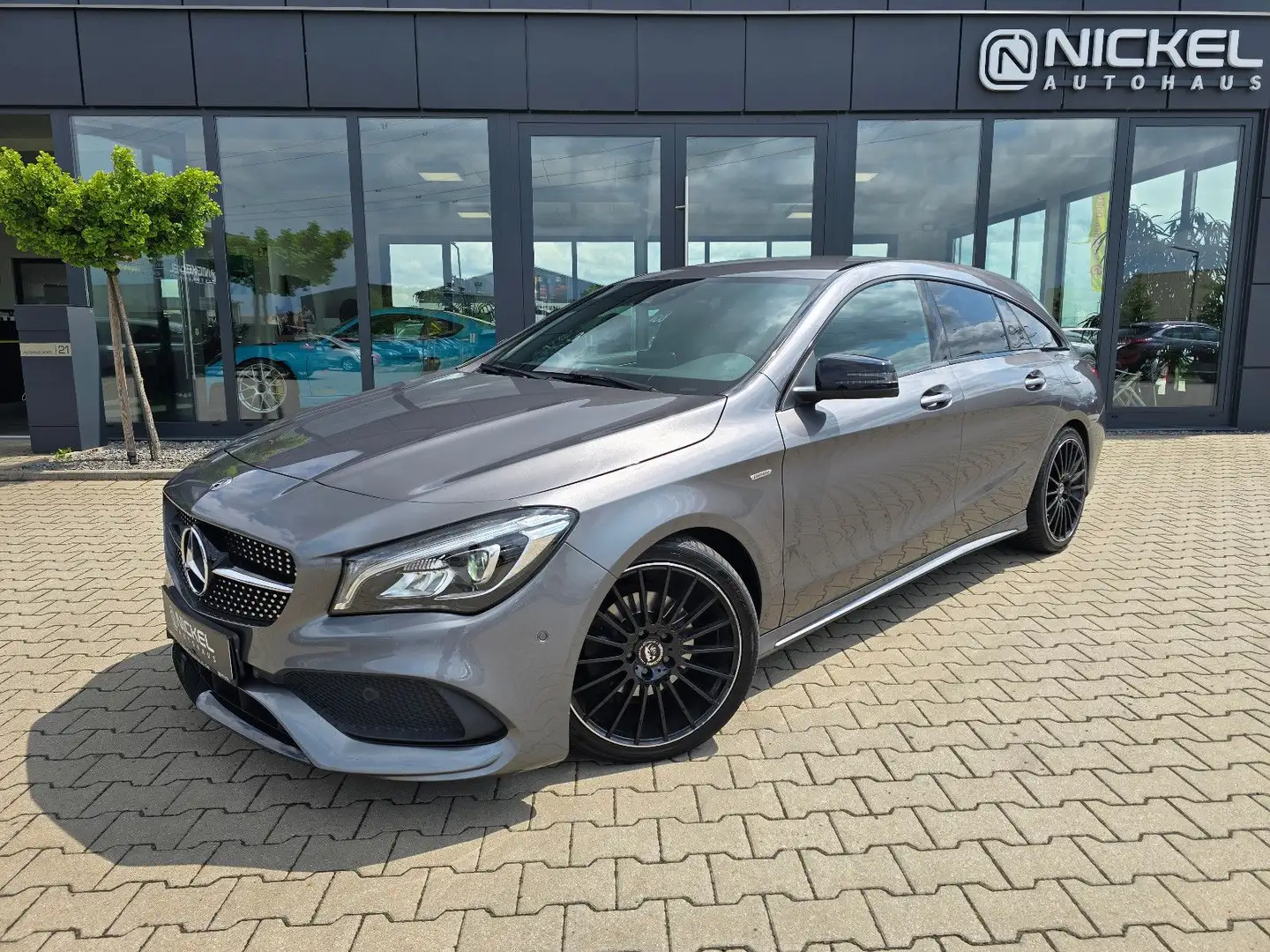Mercedes-Benz CLA 200 CLA 200 Sb. AMG*Led*Navi*Kamera*Leder*Kessy* Gris - 1