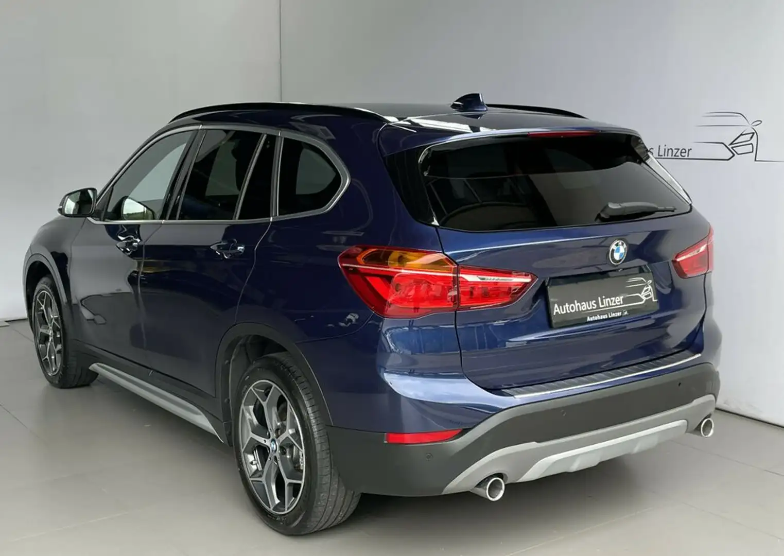 BMW X1 xDrive18d M-Lenkrad *LED*HuD*Kamera*Sportsitze* Blau - 2