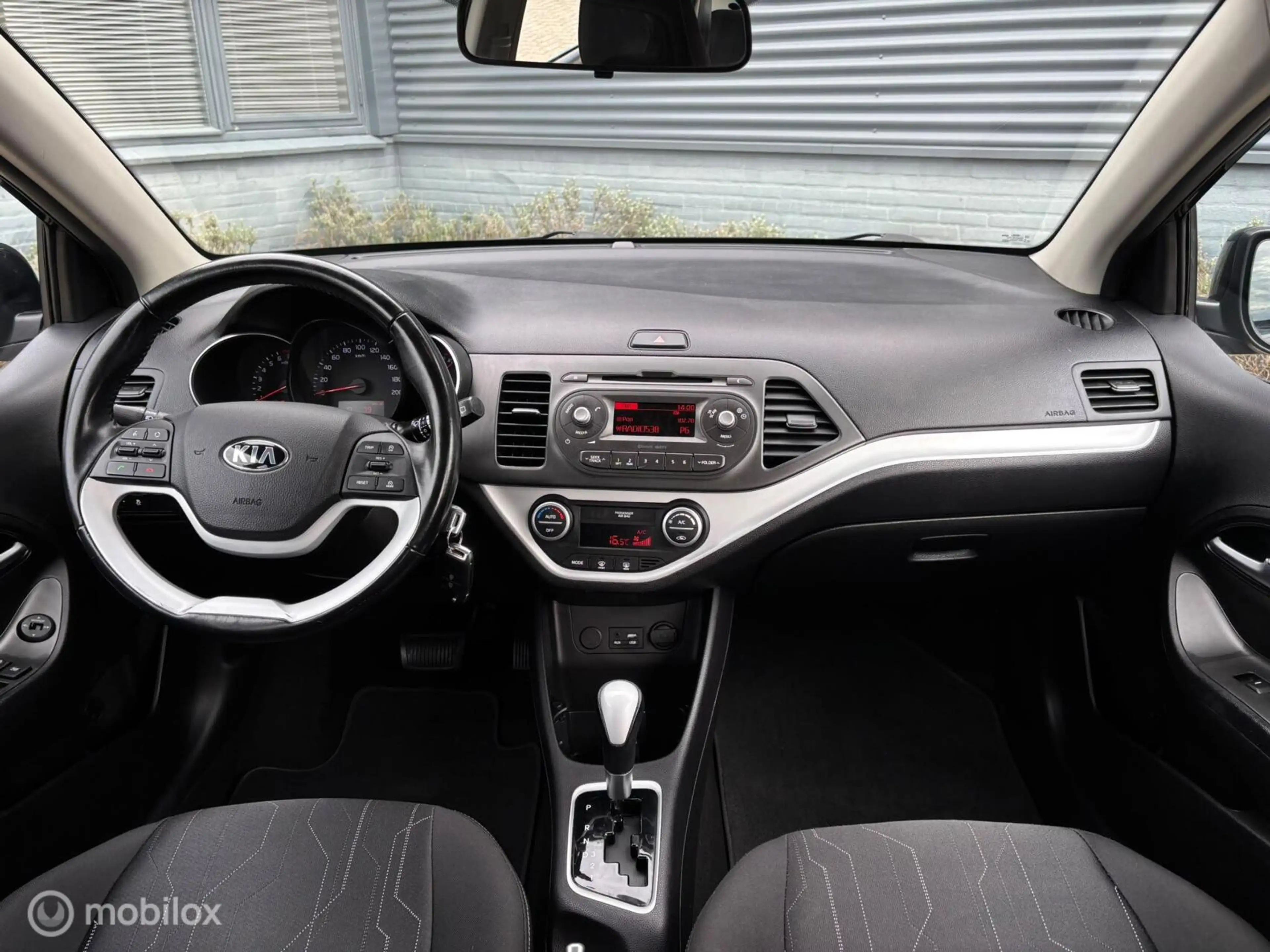 Kia Picanto 1.2 CVVT DynamicLine Airco - Automaat - Elektr — photo 18