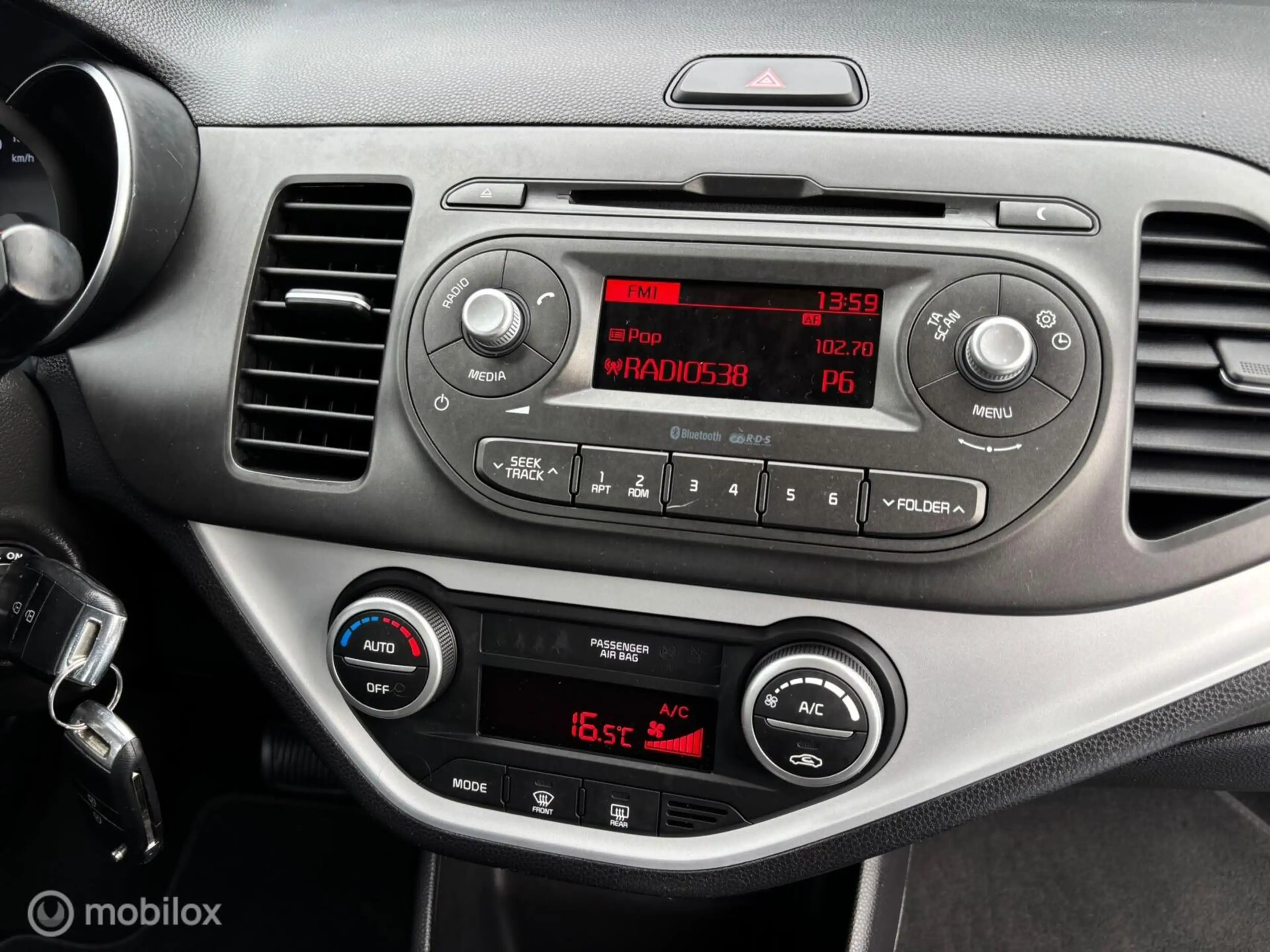 Kia Picanto 1.2 CVVT DynamicLine Airco - Automaat - Elektr — photo 17