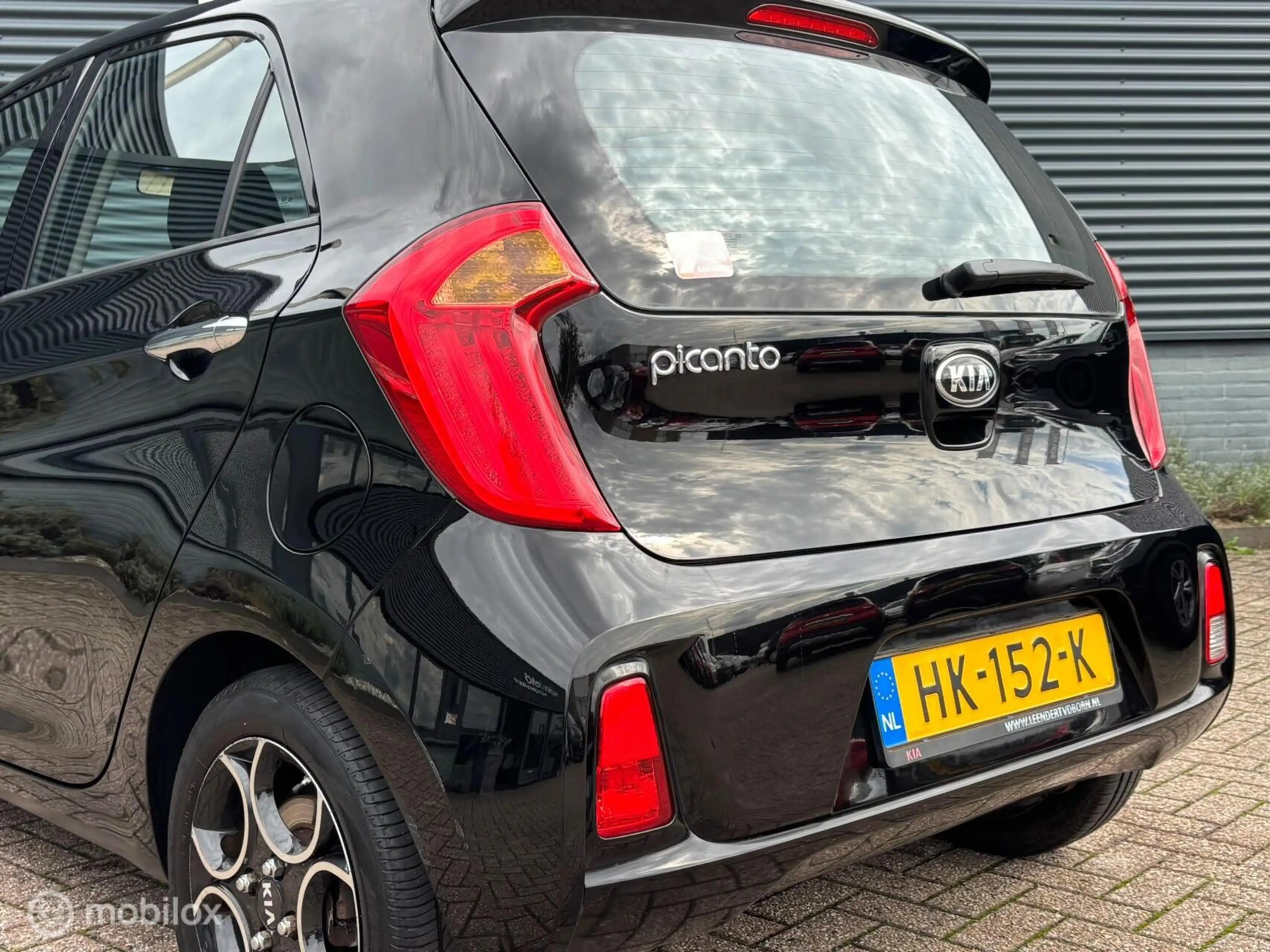 Kia Picanto 1.2 CVVT DynamicLine Airco - Automaat - Elektr — photo 12