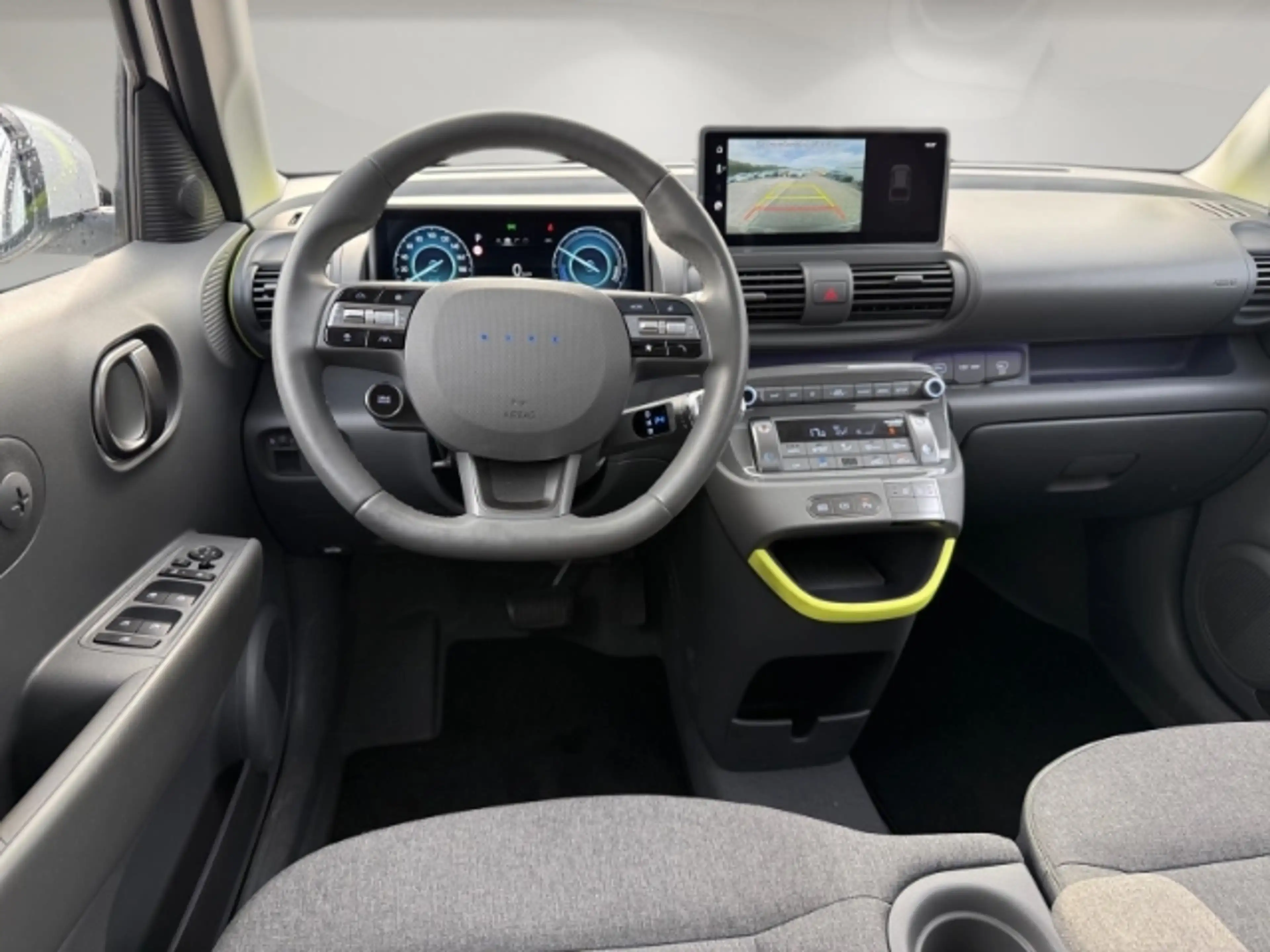 Hyundai Inster Cross Elektro 49 kWh,AHK,Allwetter,Waermepumpe LED — photo 9