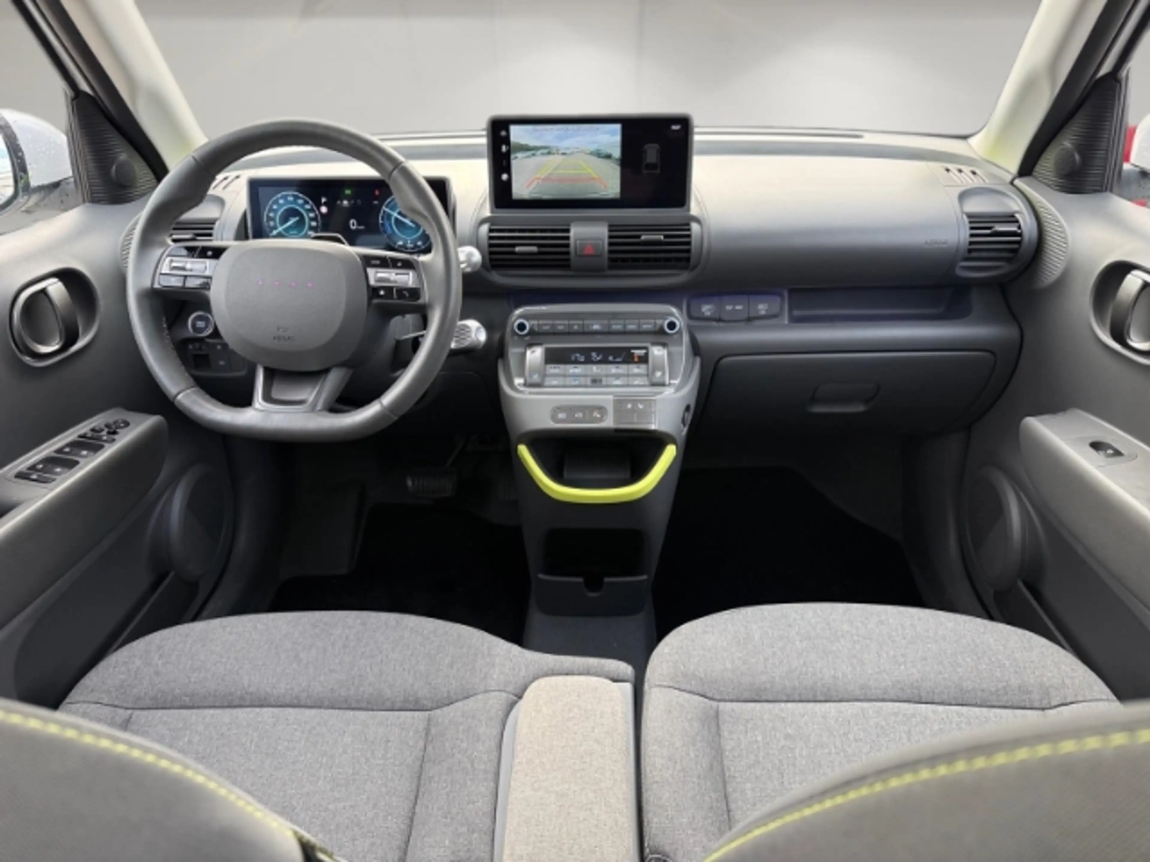 Hyundai Inster Cross Elektro 49 kWh,AHK,Allwetter,Waermepumpe LED — photo 10