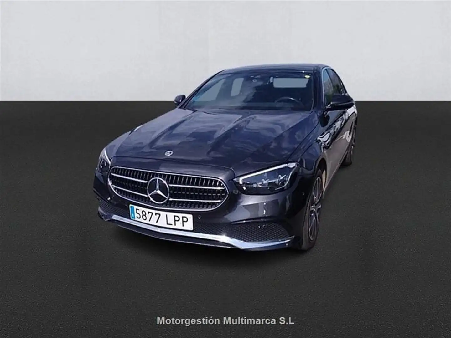 Mercedes-Benz E 300 -CLASS 4MATIC - 1