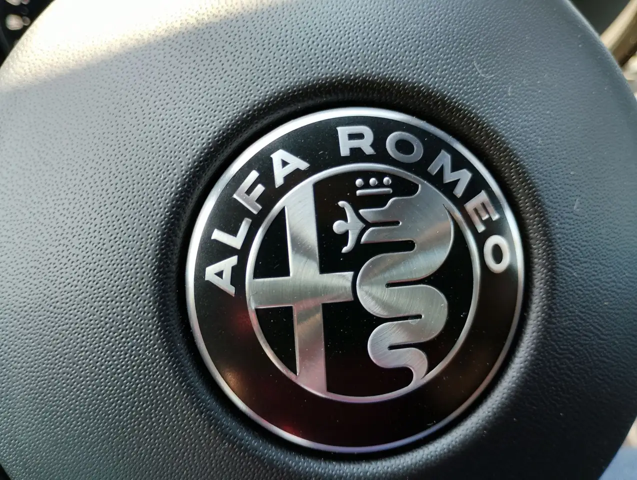 Alfa Romeo Tonale 2026 — фото 15
