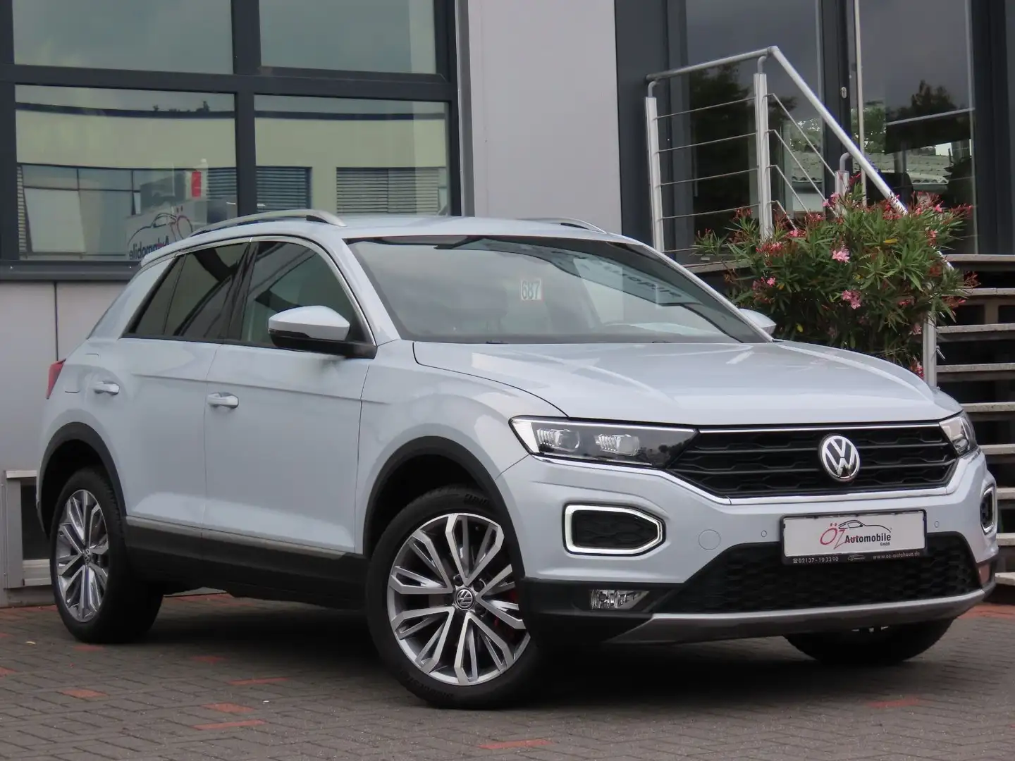 Volkswagen T-Roc Autom. 4MOTION Sport Ambiente Kamera Silver - 2