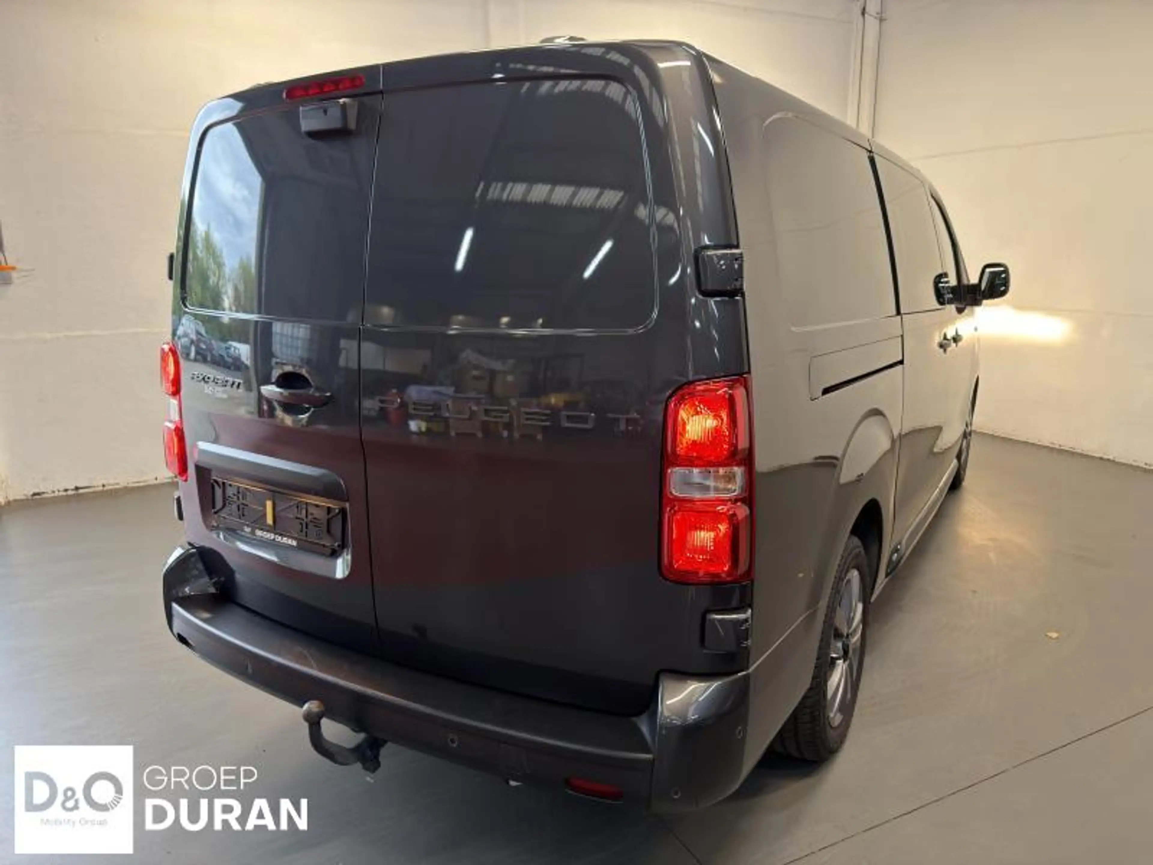 Peugeot Expert IV Premium — photo 6