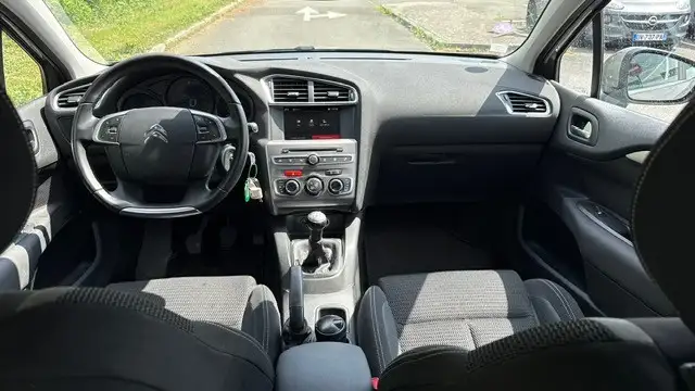 Citroen C4 view 14