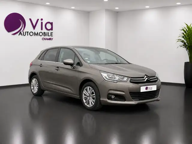 Citroen C4 view 2