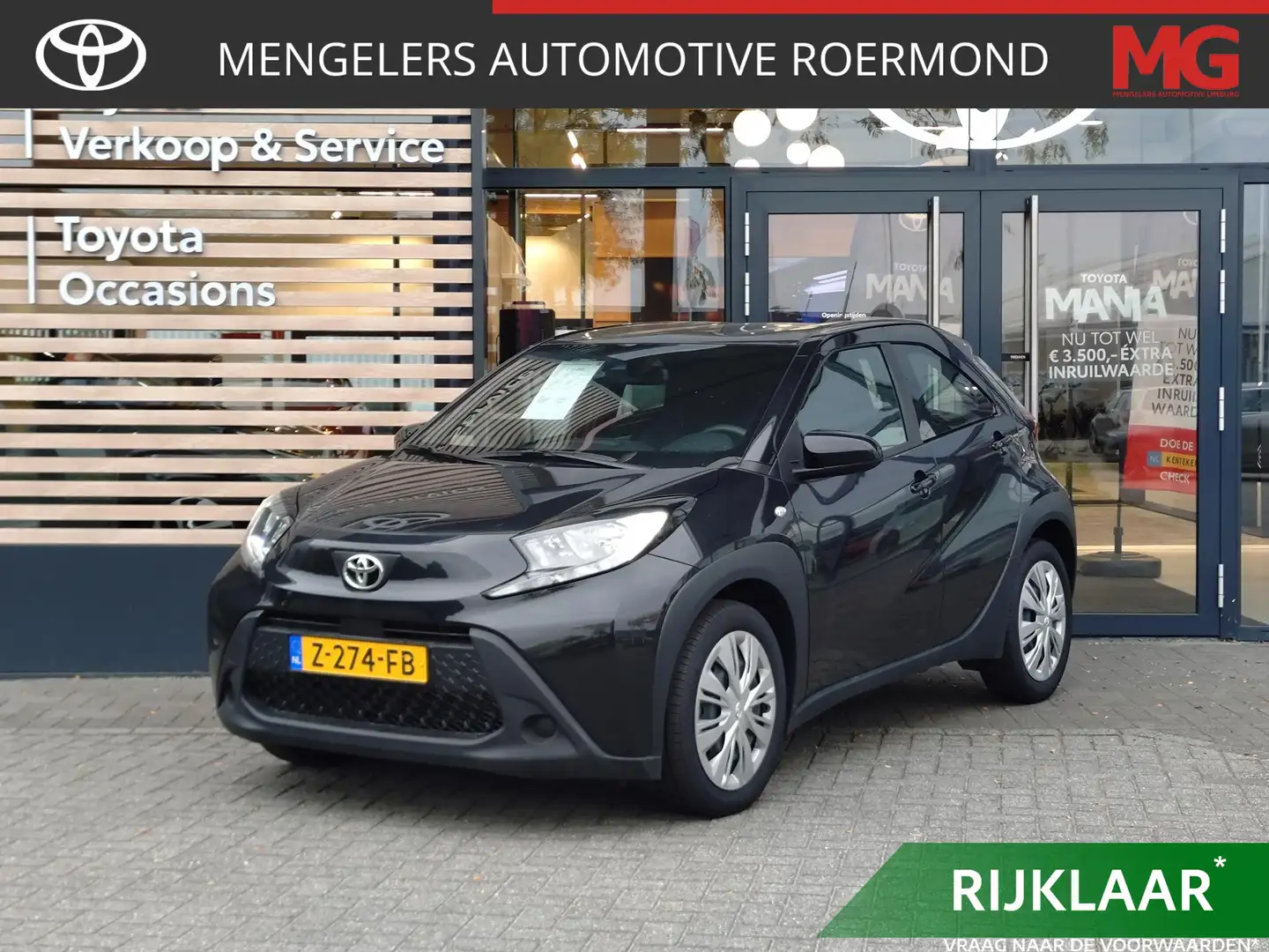 Toyota Aygo X 1.0 VVT-i MT Play |RIJKLAAR Zwart - 1
