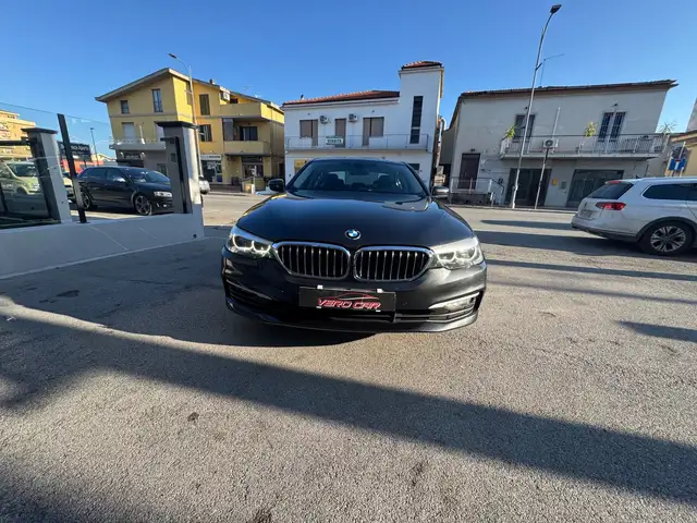 BMW 520 520d Luxury