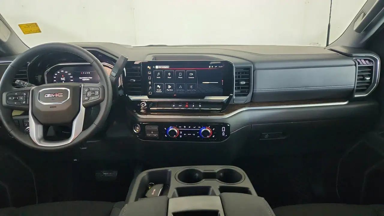 GMC Sierra 2500HD снимка GMC Sierra 2500HD