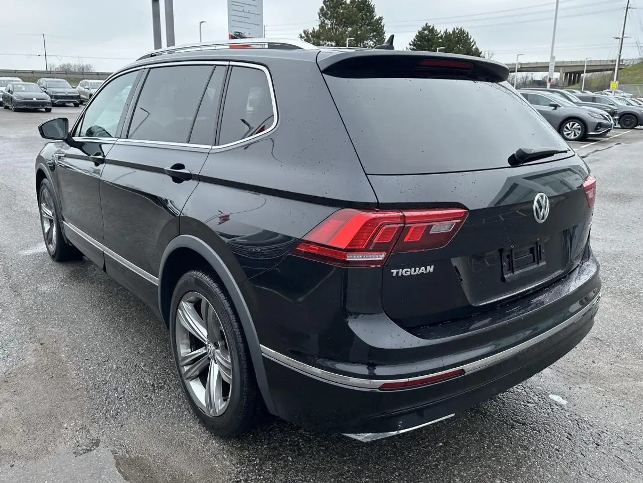 Volkswagen Tiguan снимка Volkswagen Tiguan