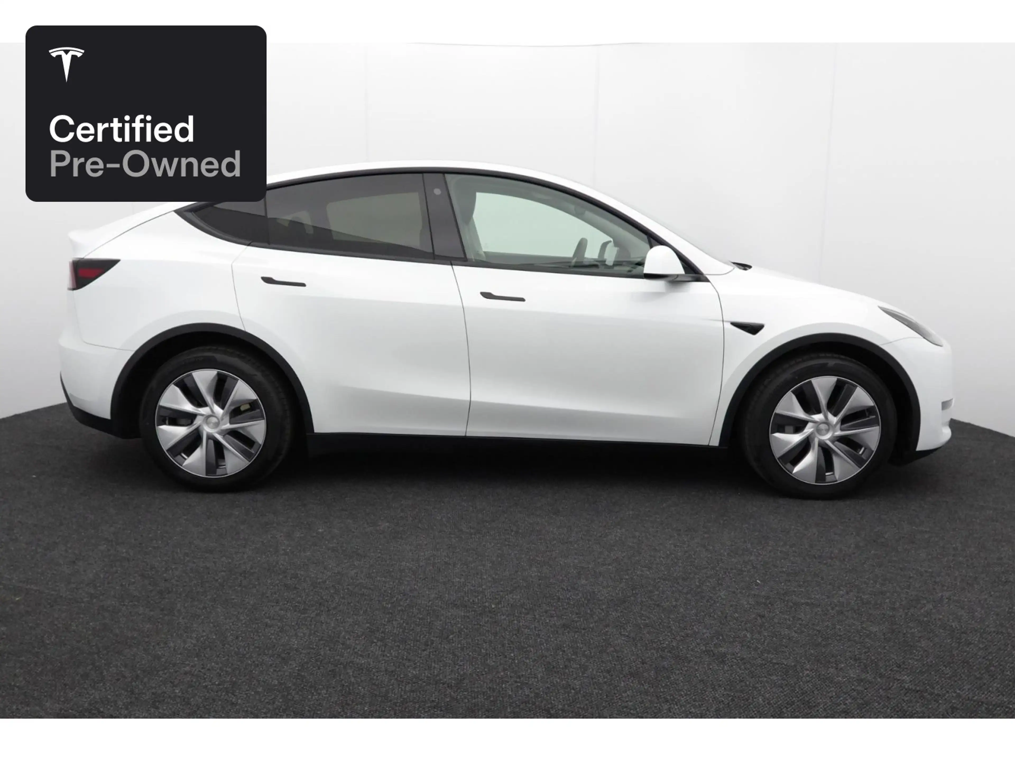 Tesla Model Y Long Range AWD "Certified Pre-Owned" — photo 9