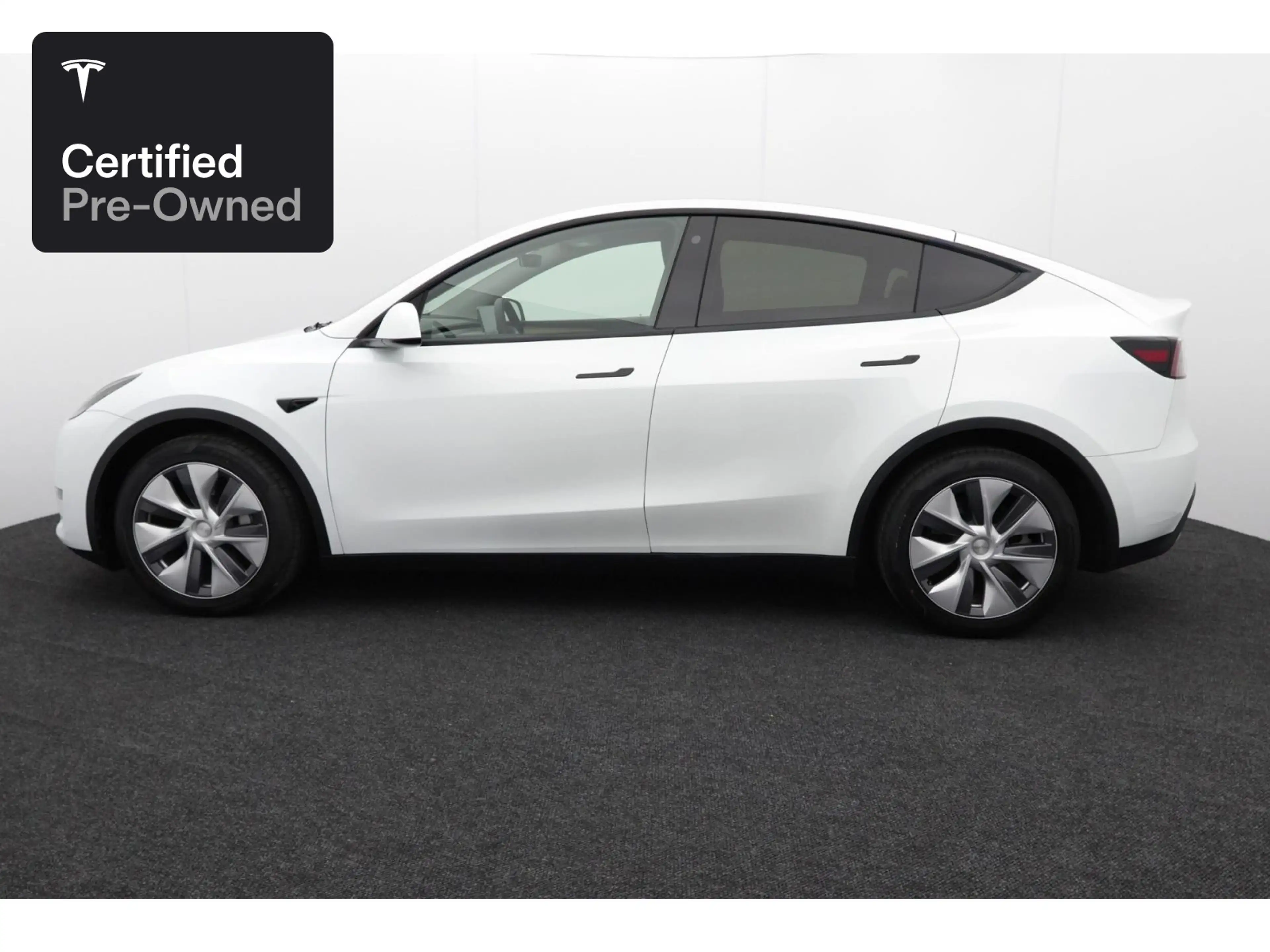 Tesla Model Y Long Range AWD "Certified Pre-Owned" — photo 5
