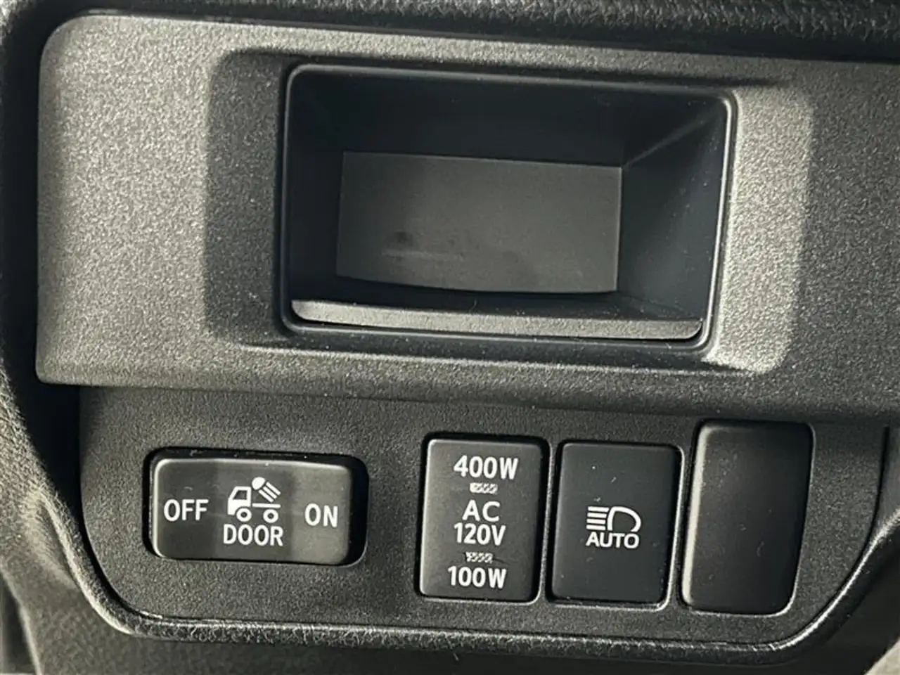 Toyota Tacoma снимка Toyota Tacoma