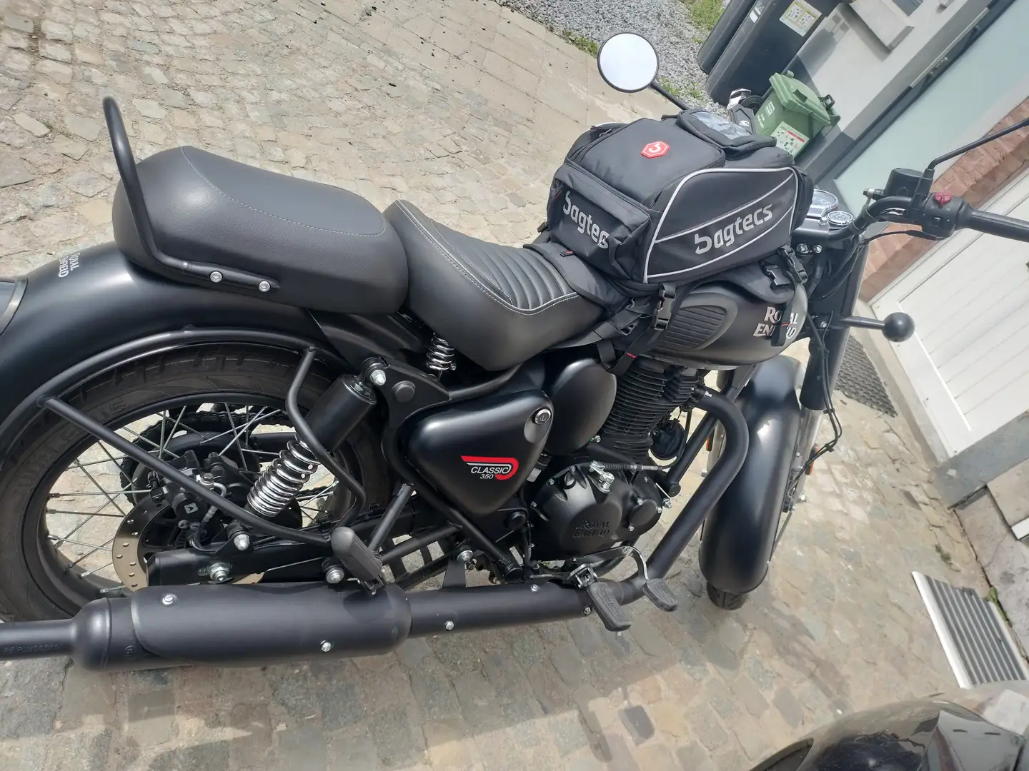 Royal Enfield Classic Classique 350 crna - 1