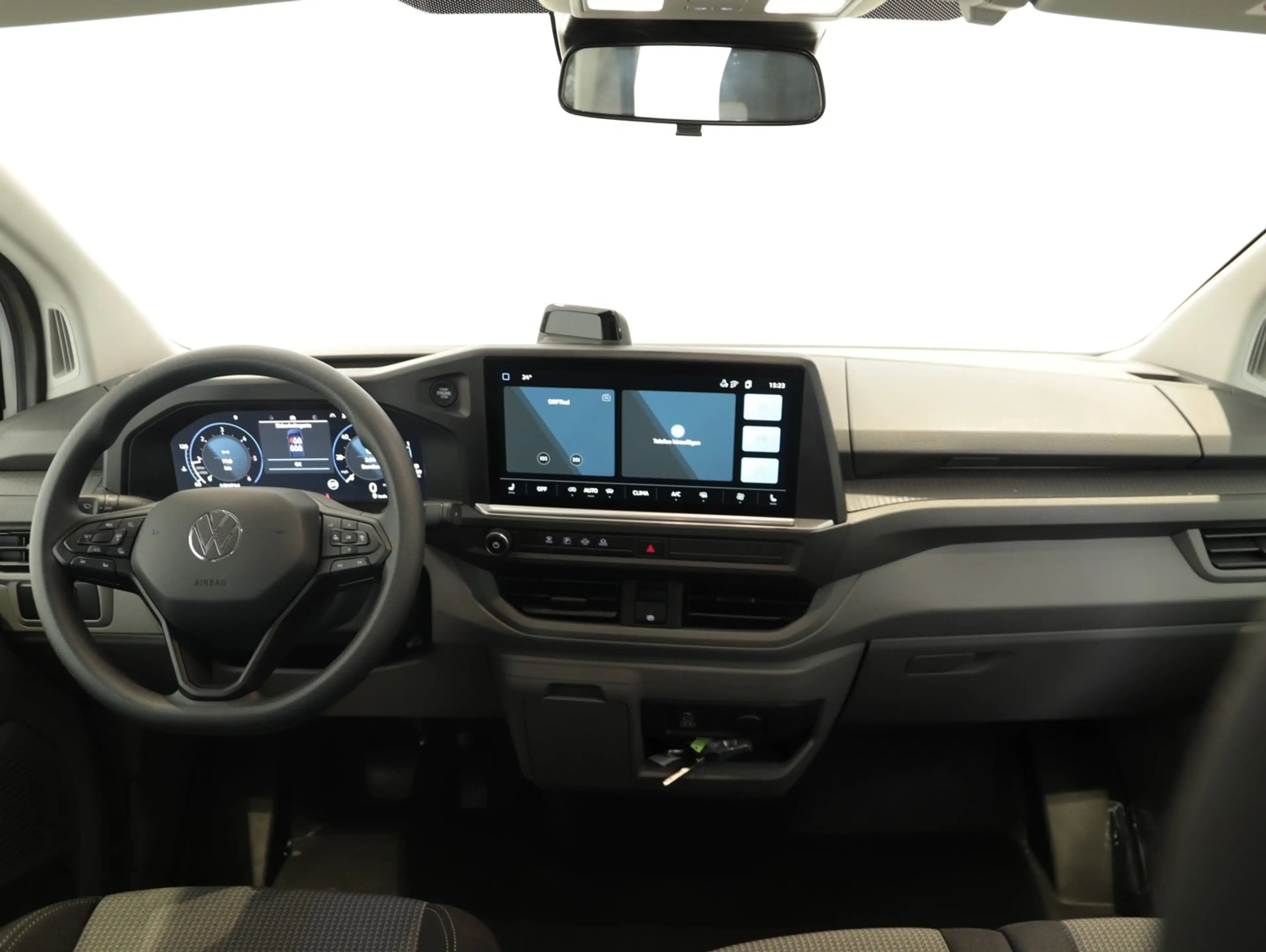 Volkswagen Transporter Doka-Pritsche TDI 4MOTION — photo 11
