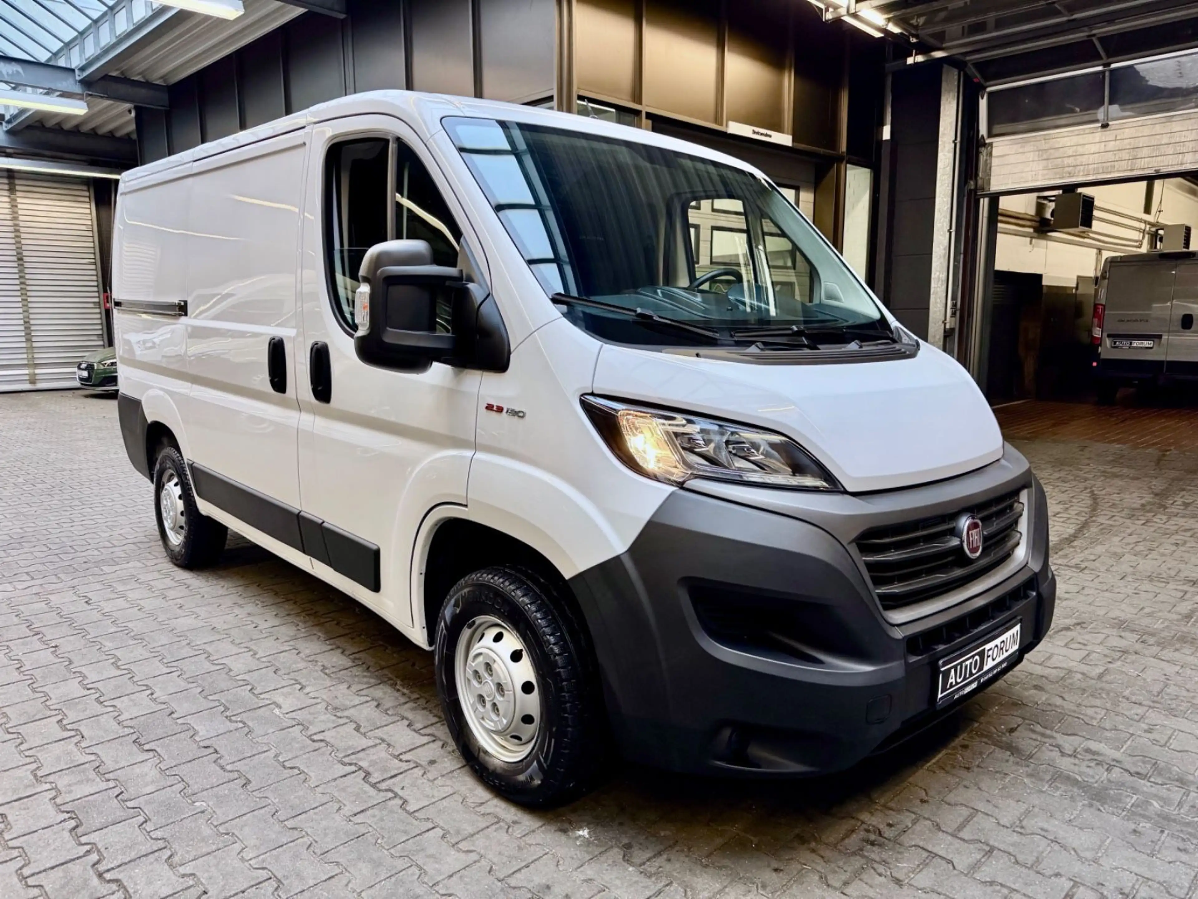 Fiat Ducato 2.3 JTD L1H1 30 120 3-SITZER GITTER 3,0t — photo 2