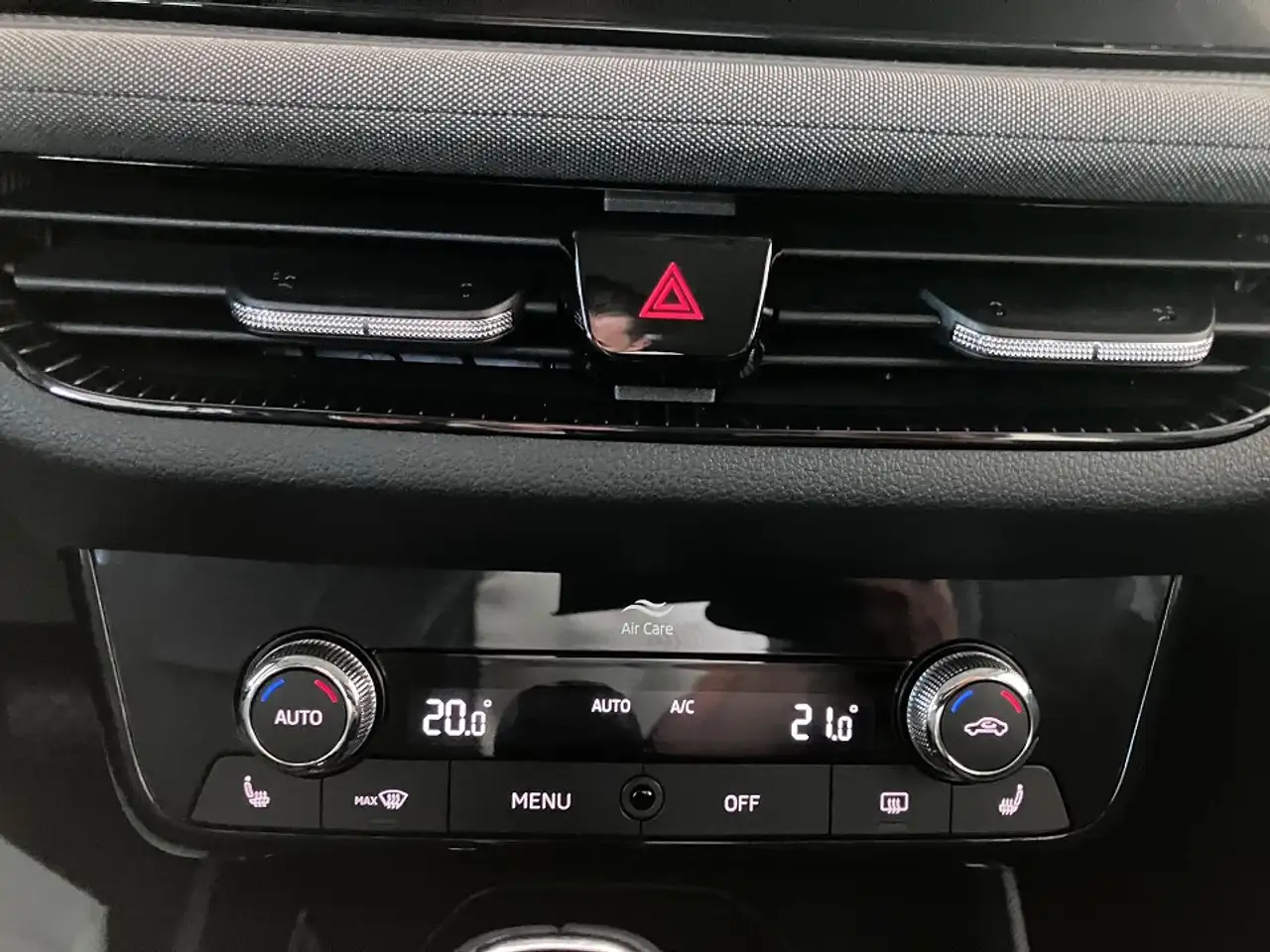 Skoda Fabia 1.0 TSI Tour Automatik Carplay/ PDC/ Sitzh, миниатюра 11