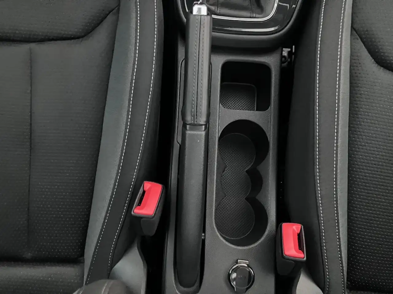 Skoda Fabia 1.0 TSI Tour Automatik Carplay/ PDC/ Sitzh, миниатюра 22
