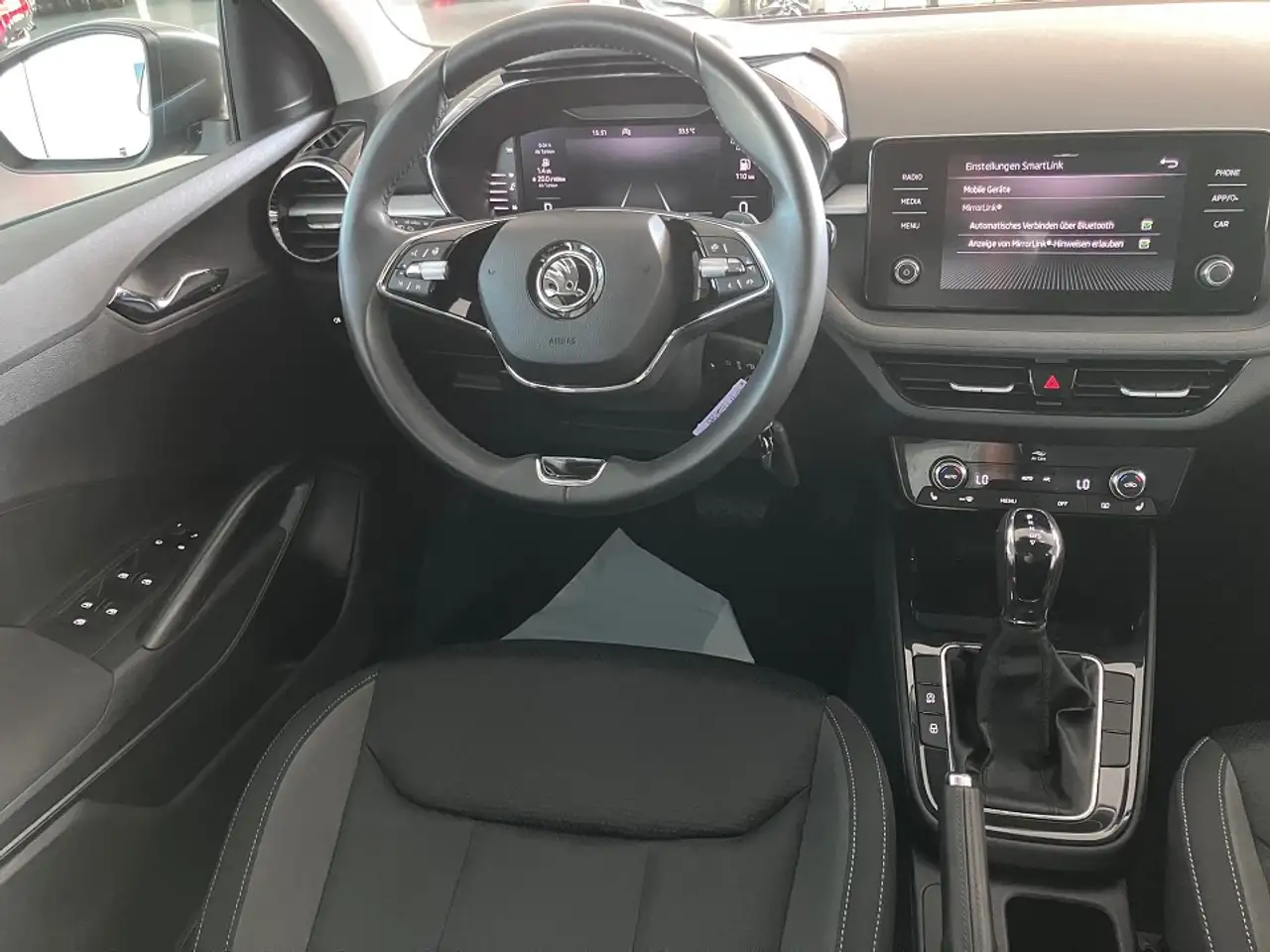 Skoda Fabia 1.0 TSI Tour Automatik Carplay/ PDC/ Sitzh, миниатюра 8