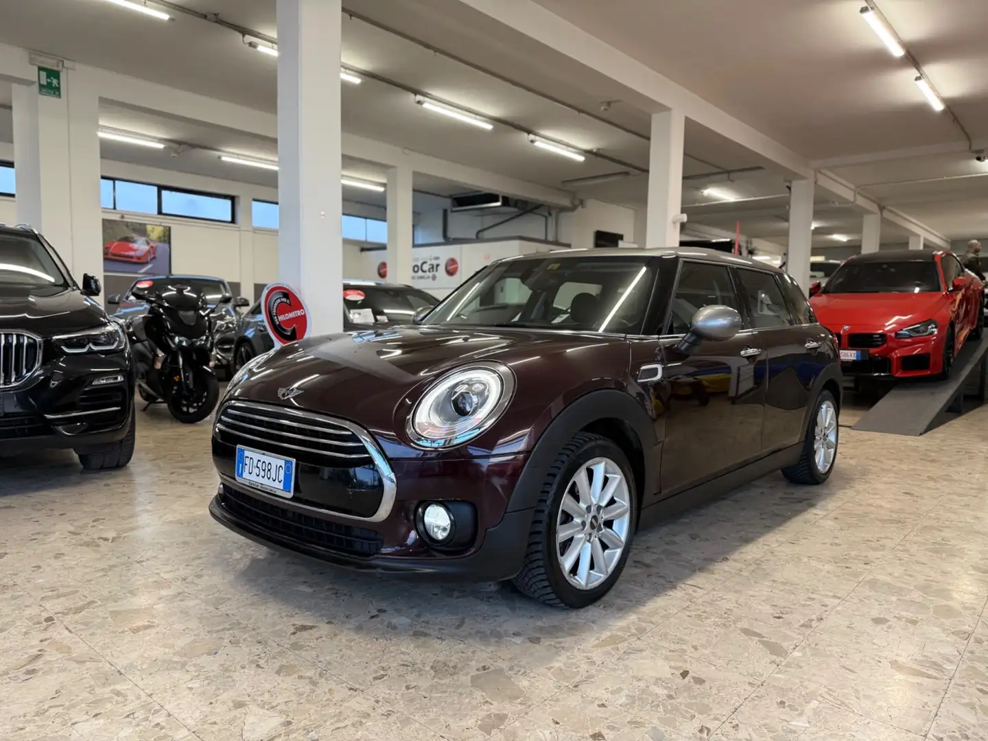 MINI Cooper D Clubman Mini 2.0 Cooper D Business Clubman Automatica ljubičasta - 1