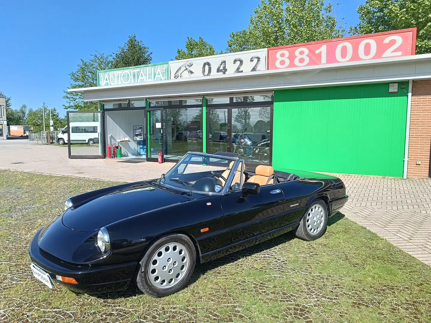 Alfa Romeo Spider 2.0 cat. Schwarz - 1