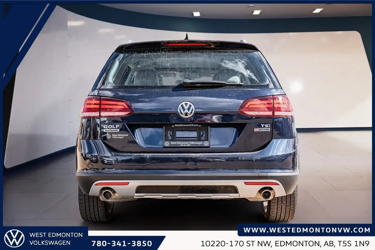Volkswagen Golf photo Volkswagen Golf