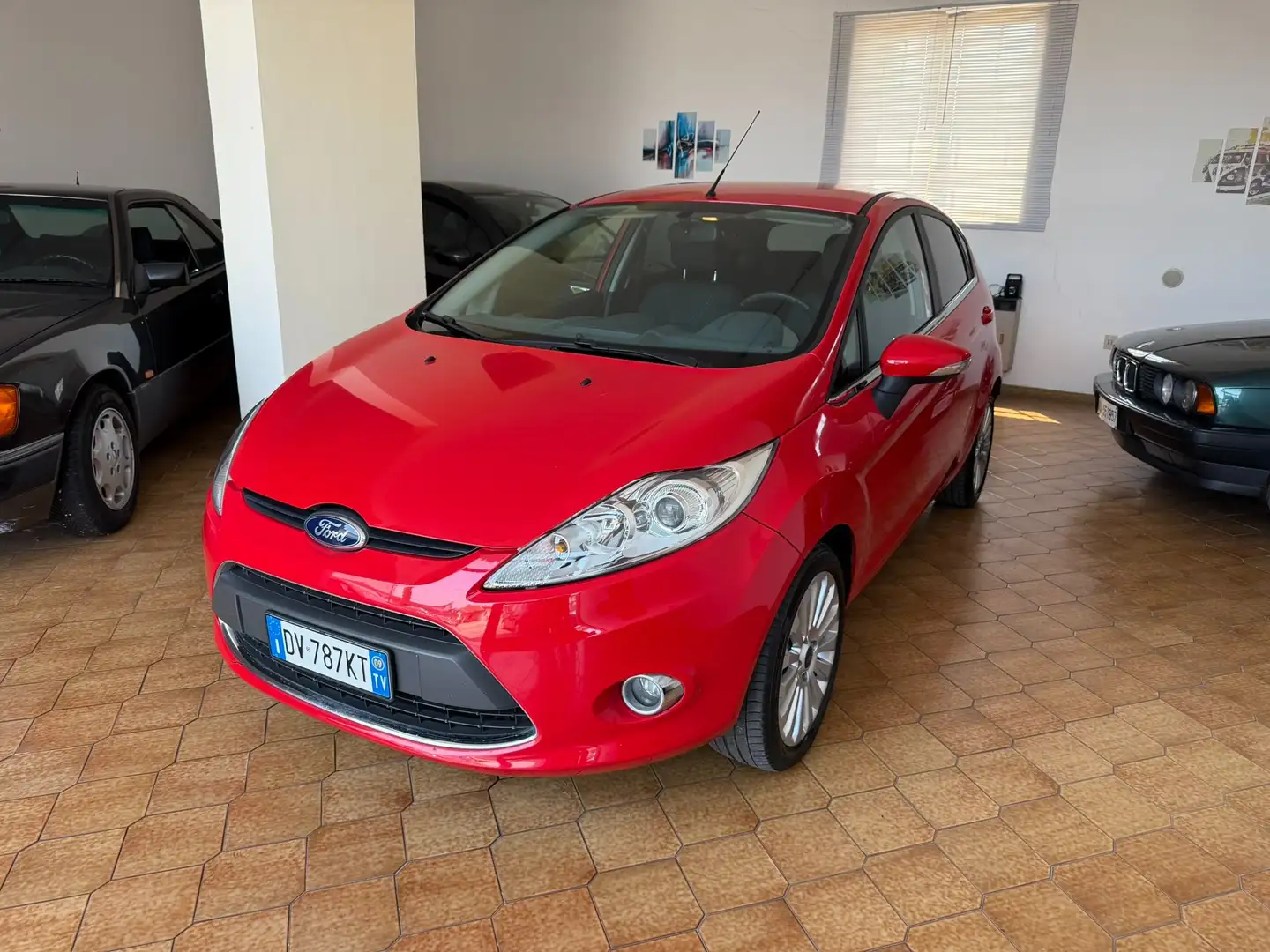Ford Fiesta 5p 1.2 16v Titanium 82cv Rosso - 1