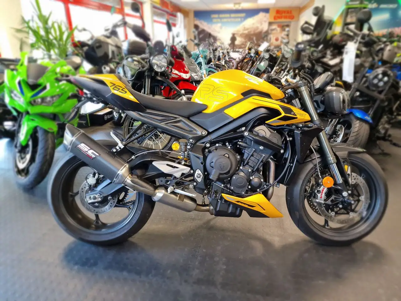 Triumph Street Triple 765