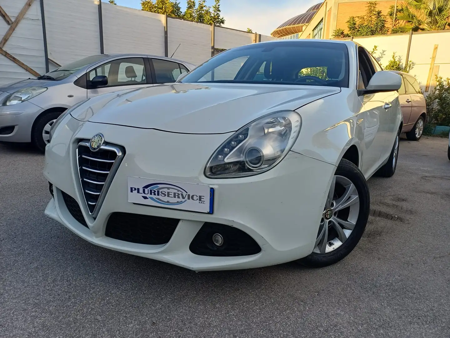 Alfa Romeo Giulietta Giulietta 1.6 jtdm(2) Exclusive Blanc - 1