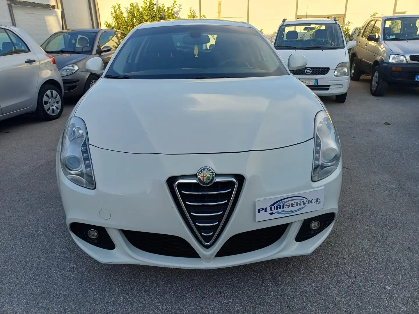 Alfa Romeo Giulietta Giulietta 1.6 jtdm(2) Exclusive Blanc - 2