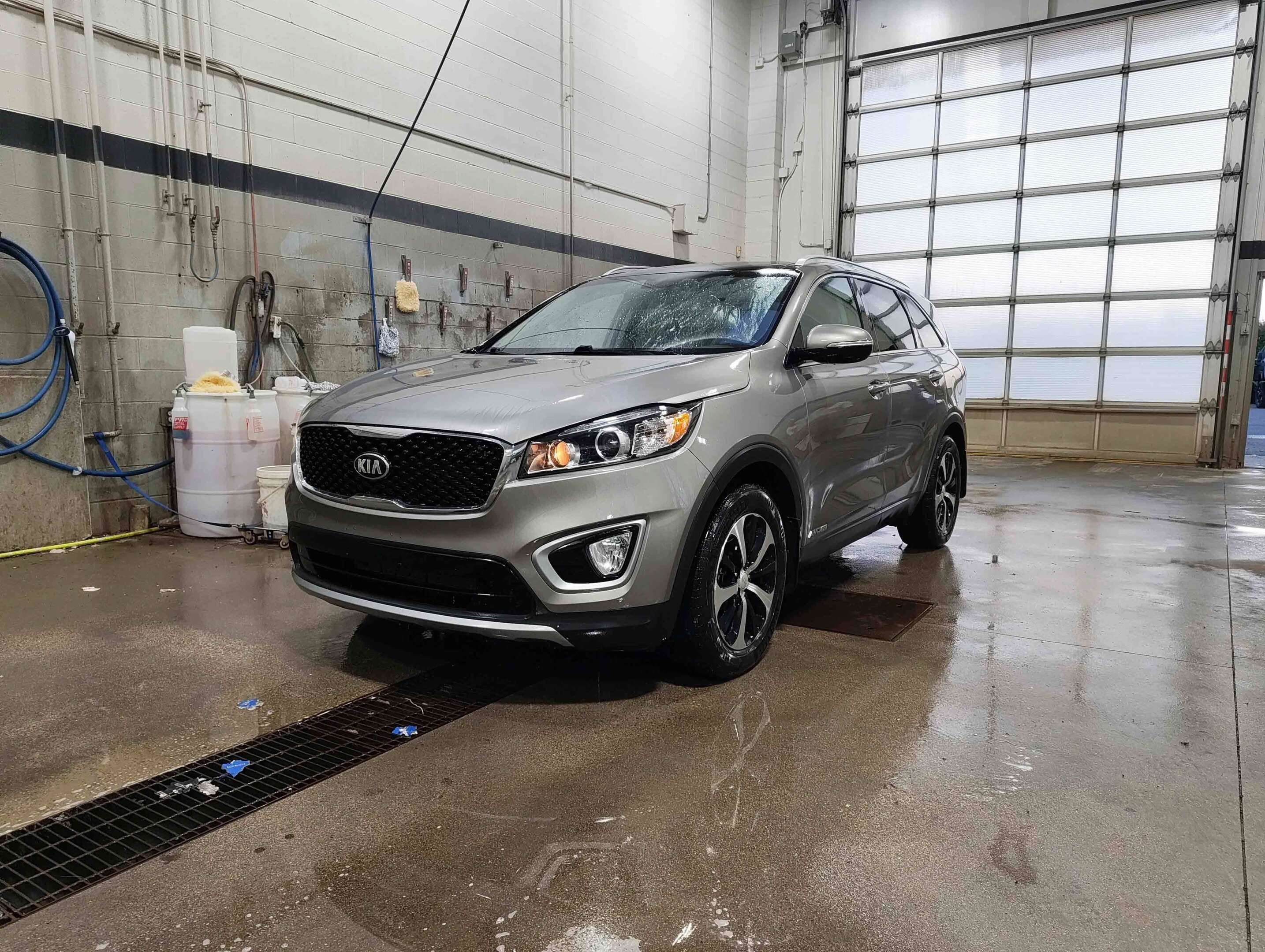 2017 Kia Sorento EX V6 AWD | 7 Passenger Seating — снимка 1
