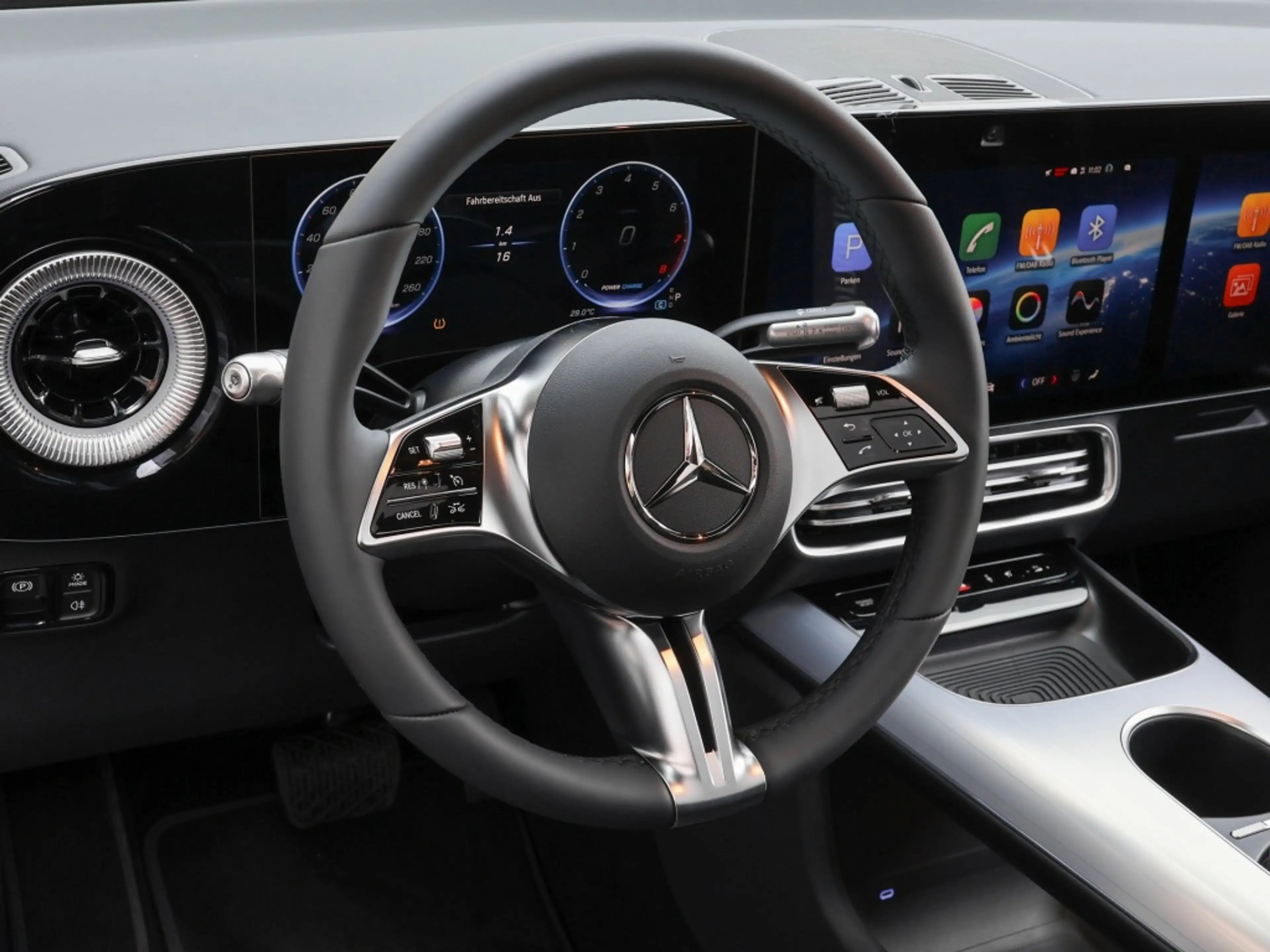 Mercedes-Benz GLB 200 Aero+Pano+Progressive+Super+MLB+Memo+360 — photo 13